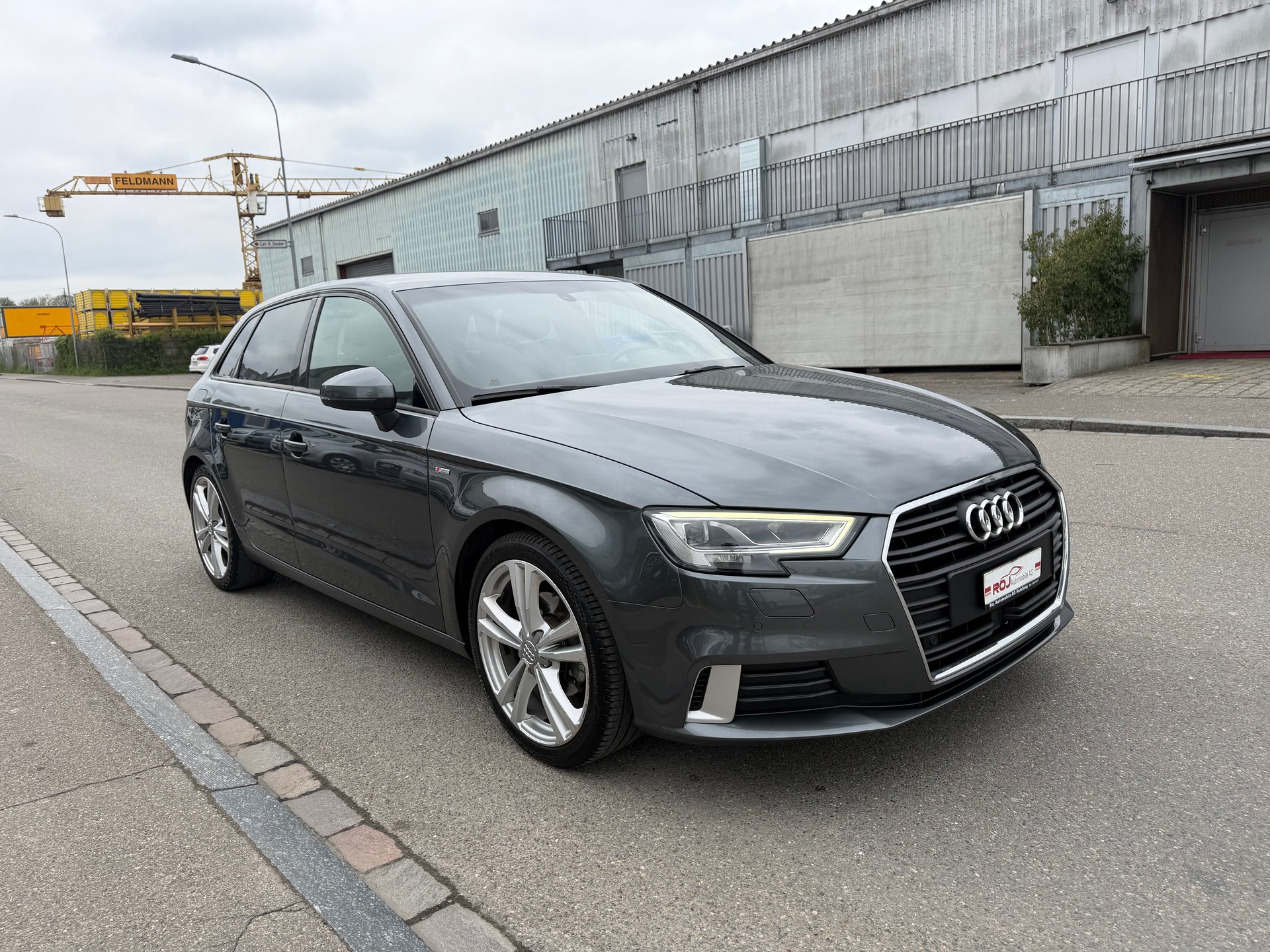 AUDI A3 Sportback 2.0 TDI Sport-image-3