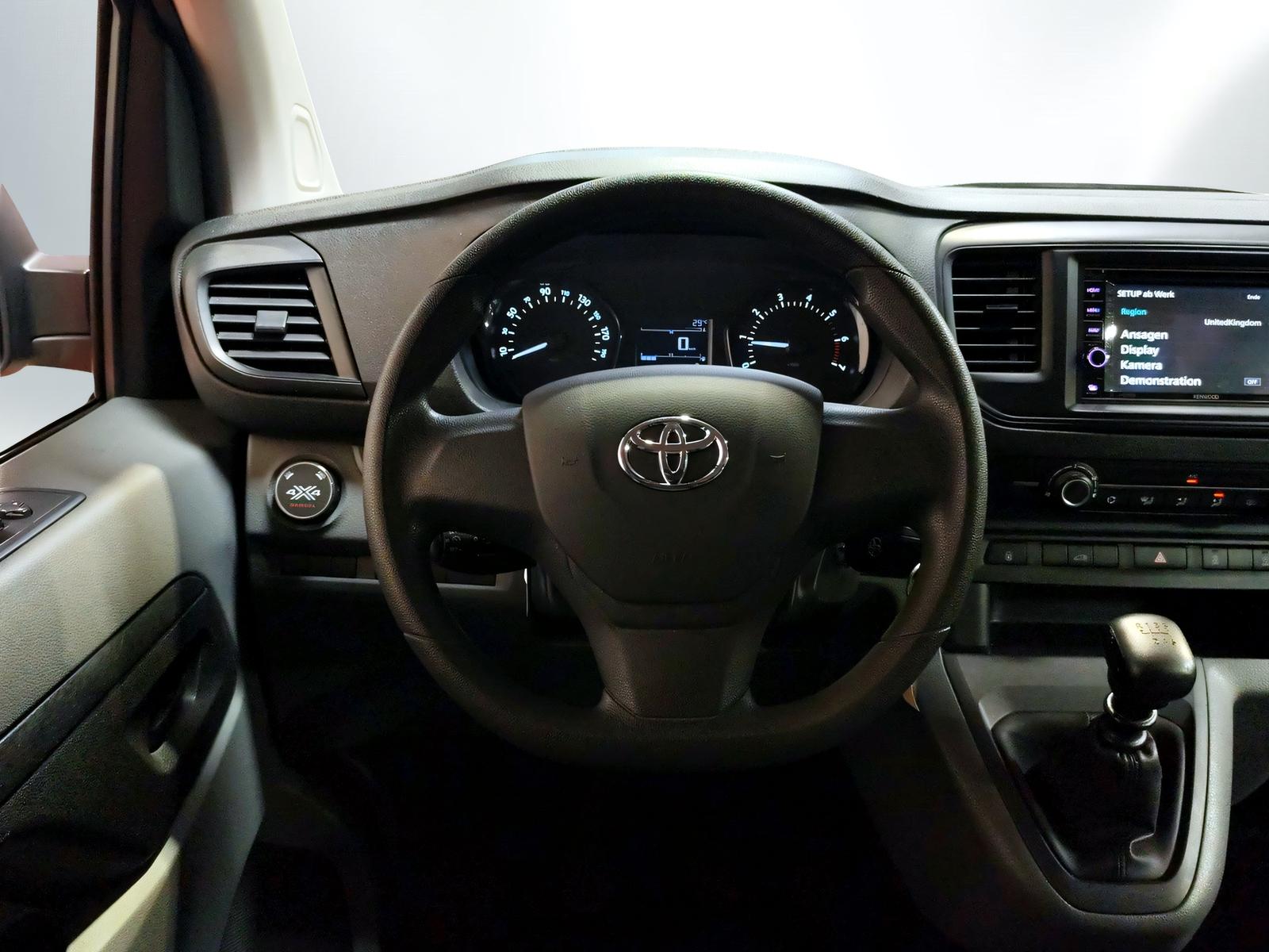 TOYOTA PROACE Van L2 2.0 D Terra 4x4-image-10