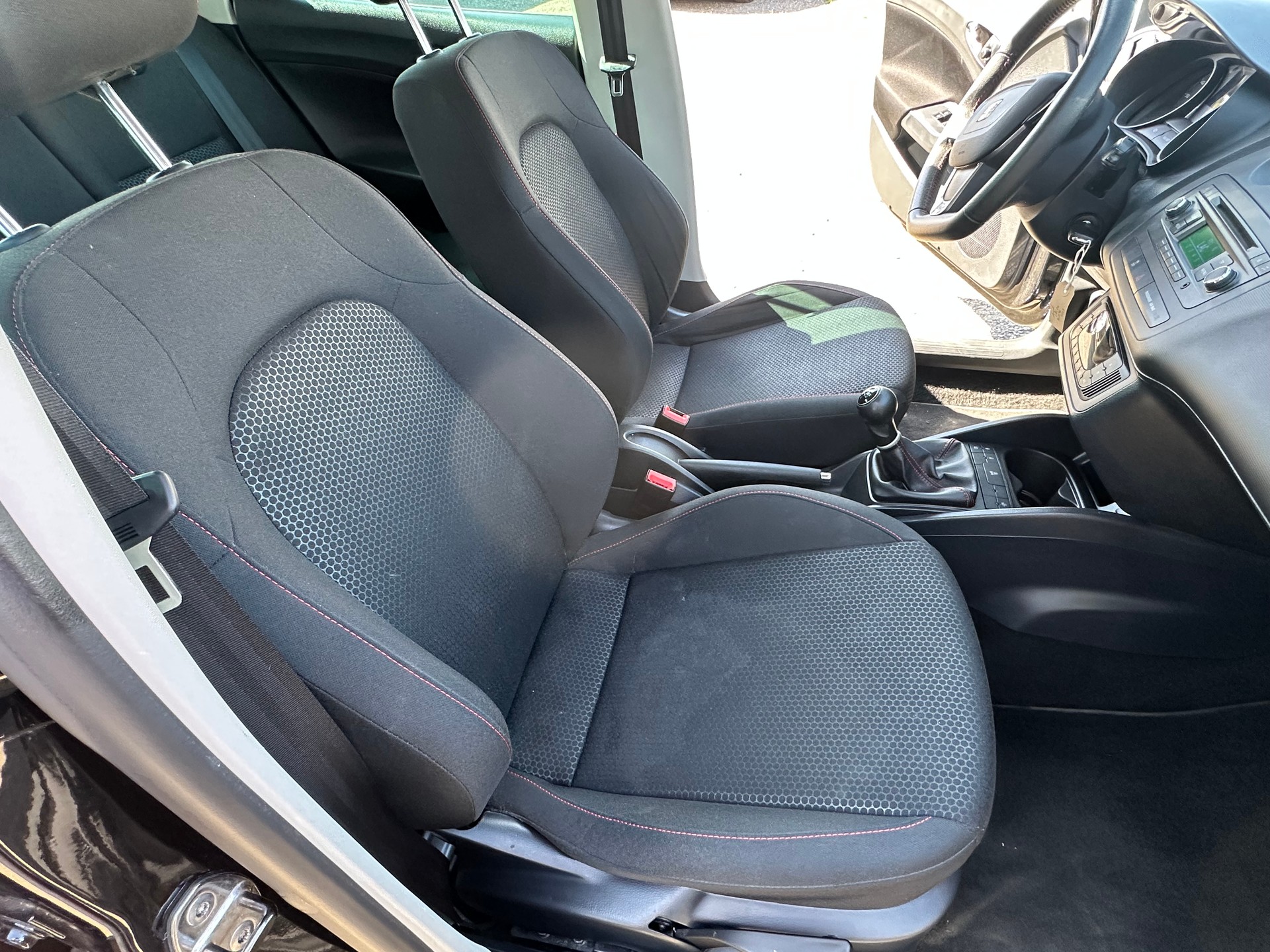SEAT Ibiza SC 1.2 TSI FR Stopp-Start-image-17