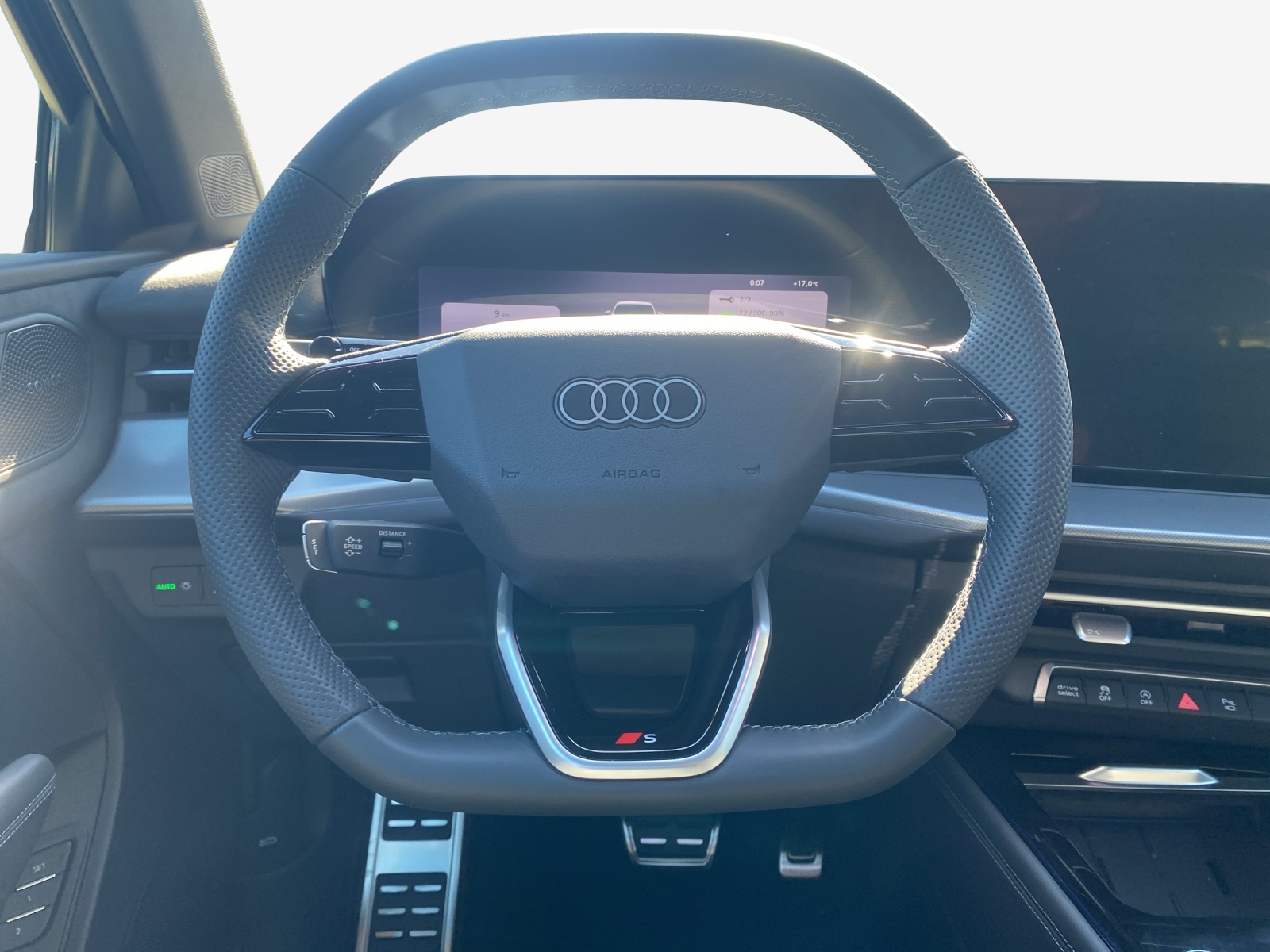 AUDI Q3 SUV TFSI quattro 195 kW S tronic-image-9
