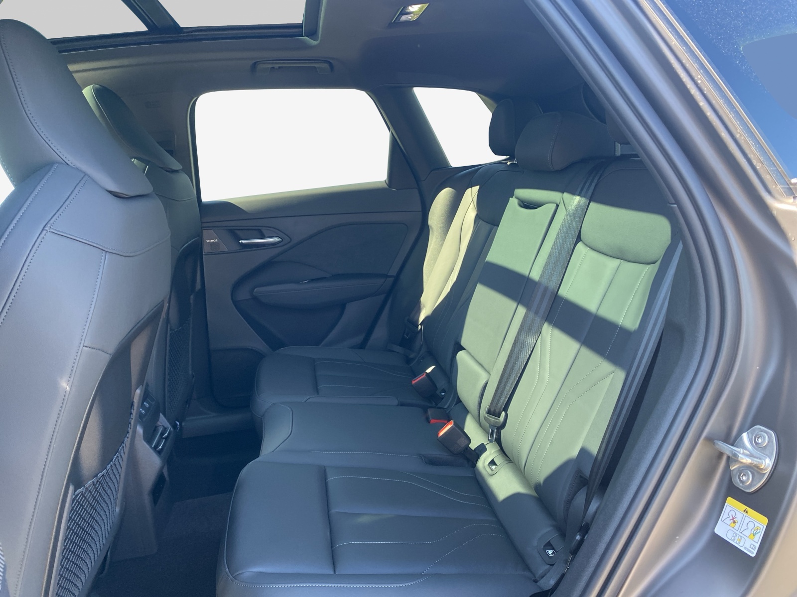 AUDI Q3 SUV TFSI quattro 195 kW S tronic-image-11
