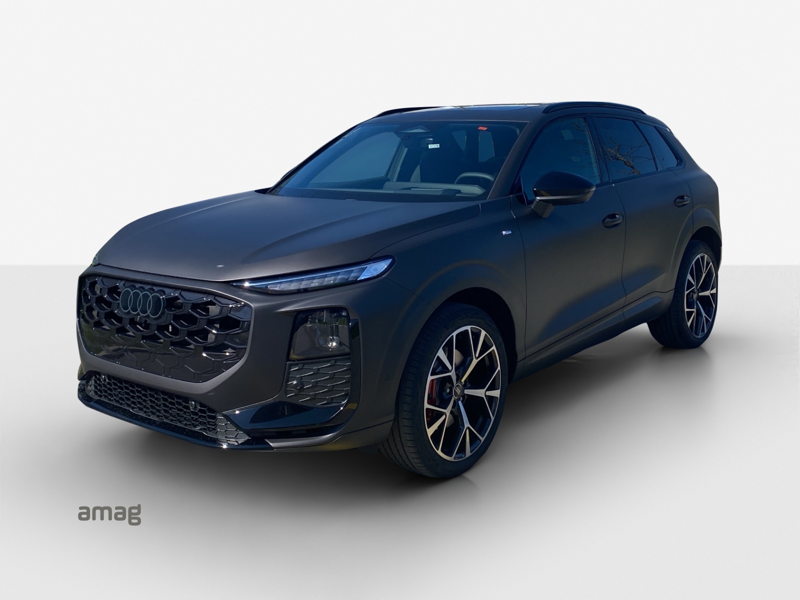 AUDI Q3 SUV TFSI quattro 195 kW S tronic-image-0