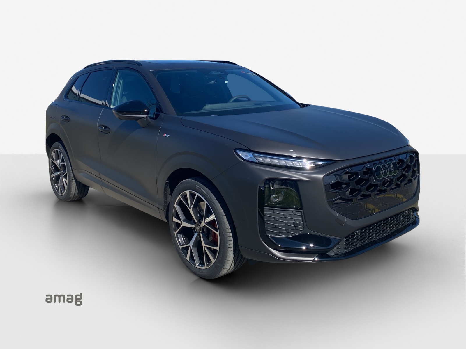 AUDI Q3 SUV TFSI quattro 195 kW S tronic-image-5