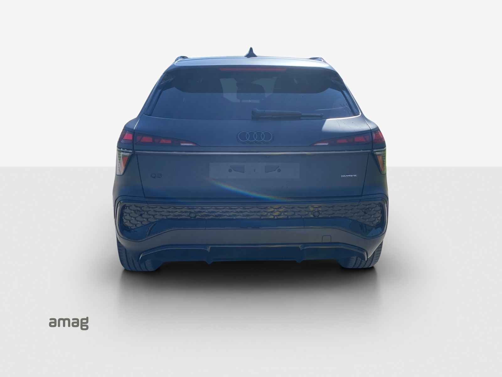 AUDI Q3 SUV TFSI quattro 195 kW S tronic-image-3