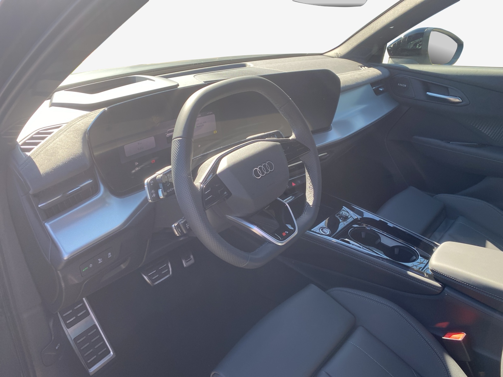 AUDI Q3 SUV TFSI quattro 195 kW S tronic-image-14