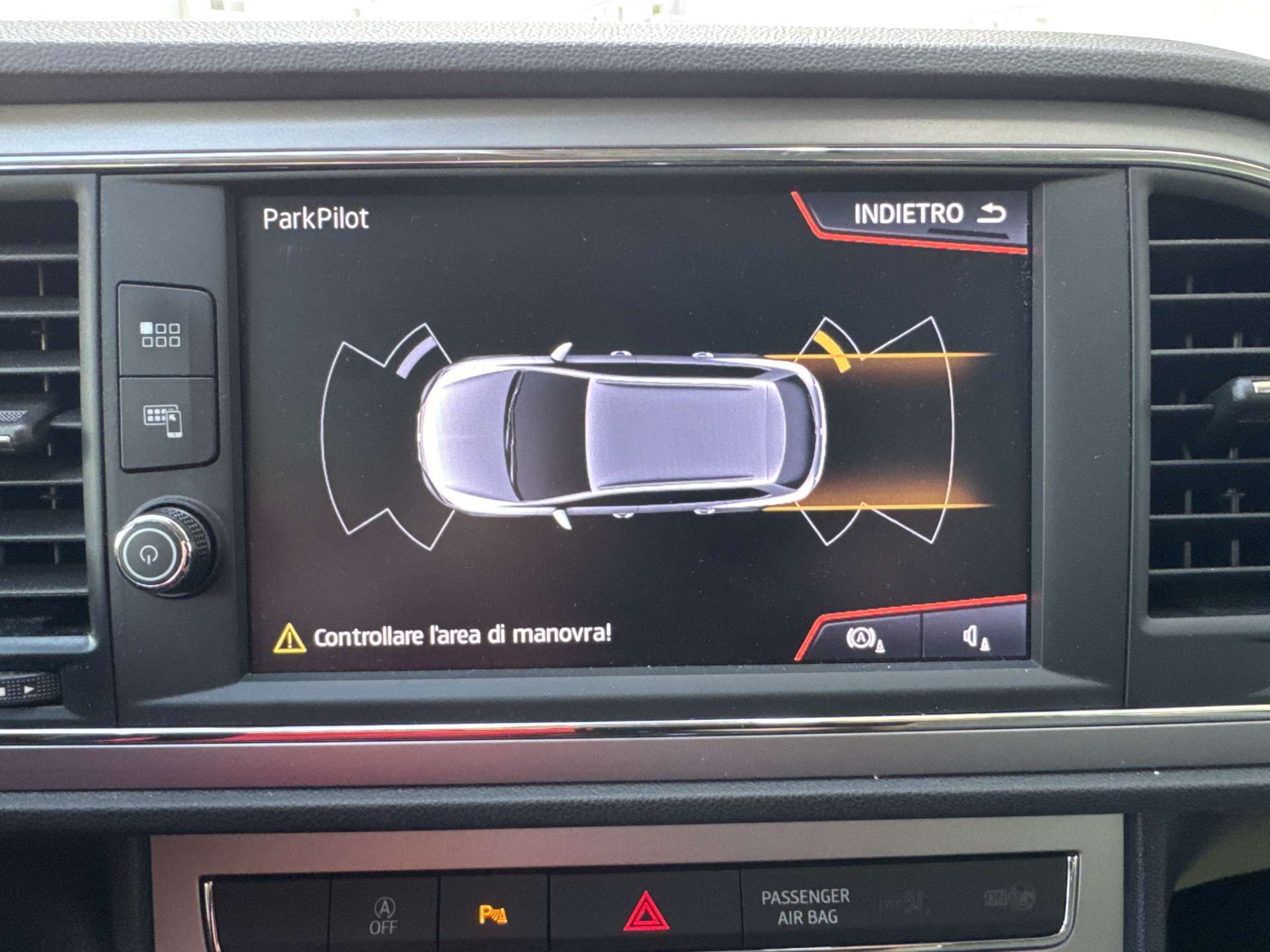 SEAT Leon ST 2.0 TDi CR X-Perience 4Drive DSG-Automat-image-10