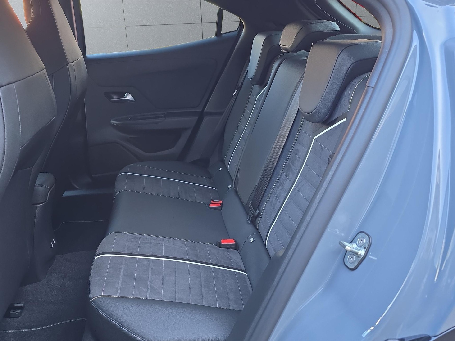 OPEL Mokka-e GSe-image-16