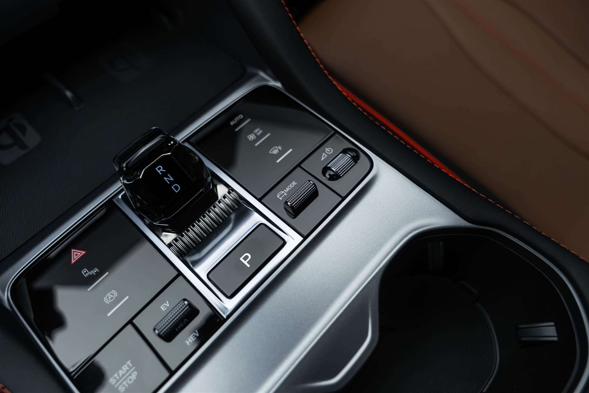 BYD Seal U DM-i PHEV Design AWD 324PS Automat-image-27