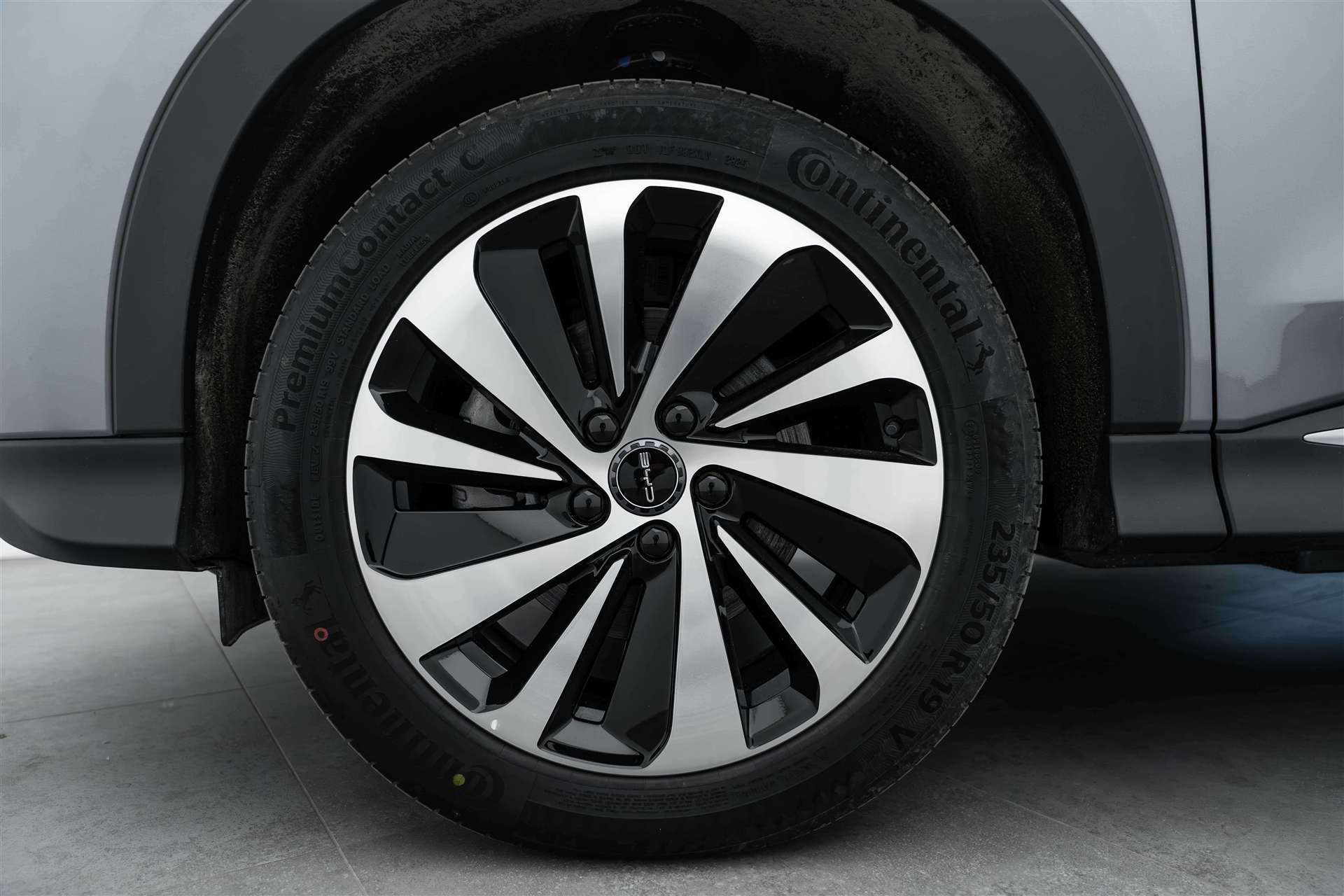 BYD Seal U DM-i PHEV Design AWD 324PS Automat-image-5