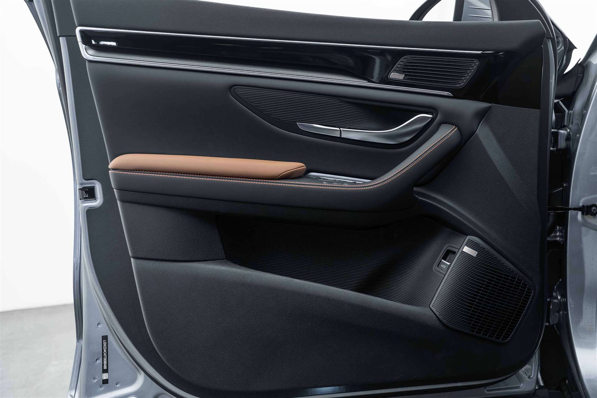 BYD Seal U DM-i PHEV Design AWD 324PS Automat-image-6
