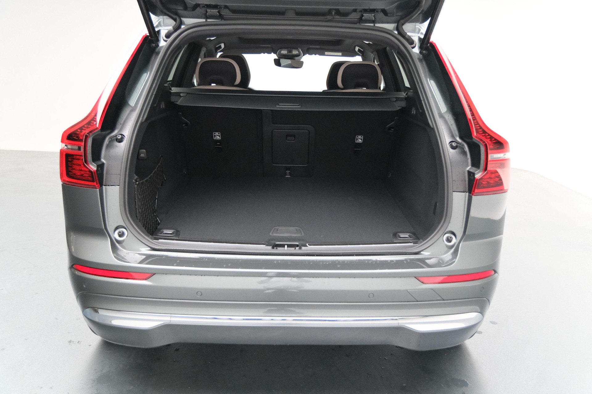 VOLVO XC60 2.0 B5 MH Ultra Bright AWD-image-21