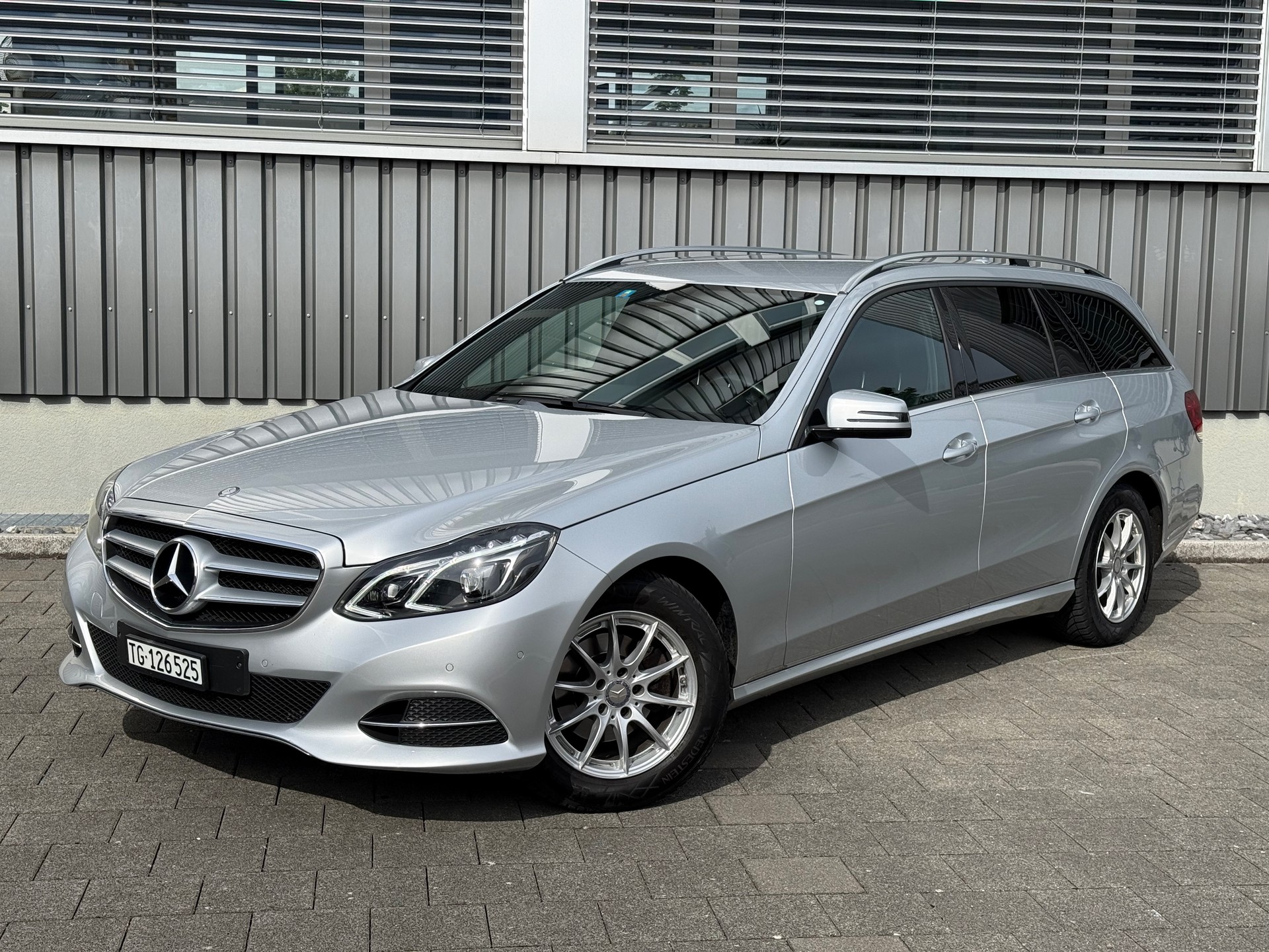 MERCEDES-BENZ E 200 CDI BlueTec