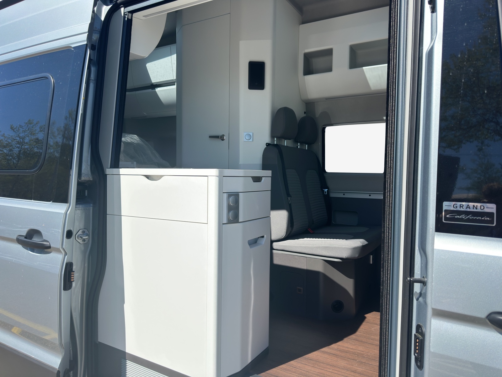 VW Grand California 600 2.0 BI-TDI-image-11