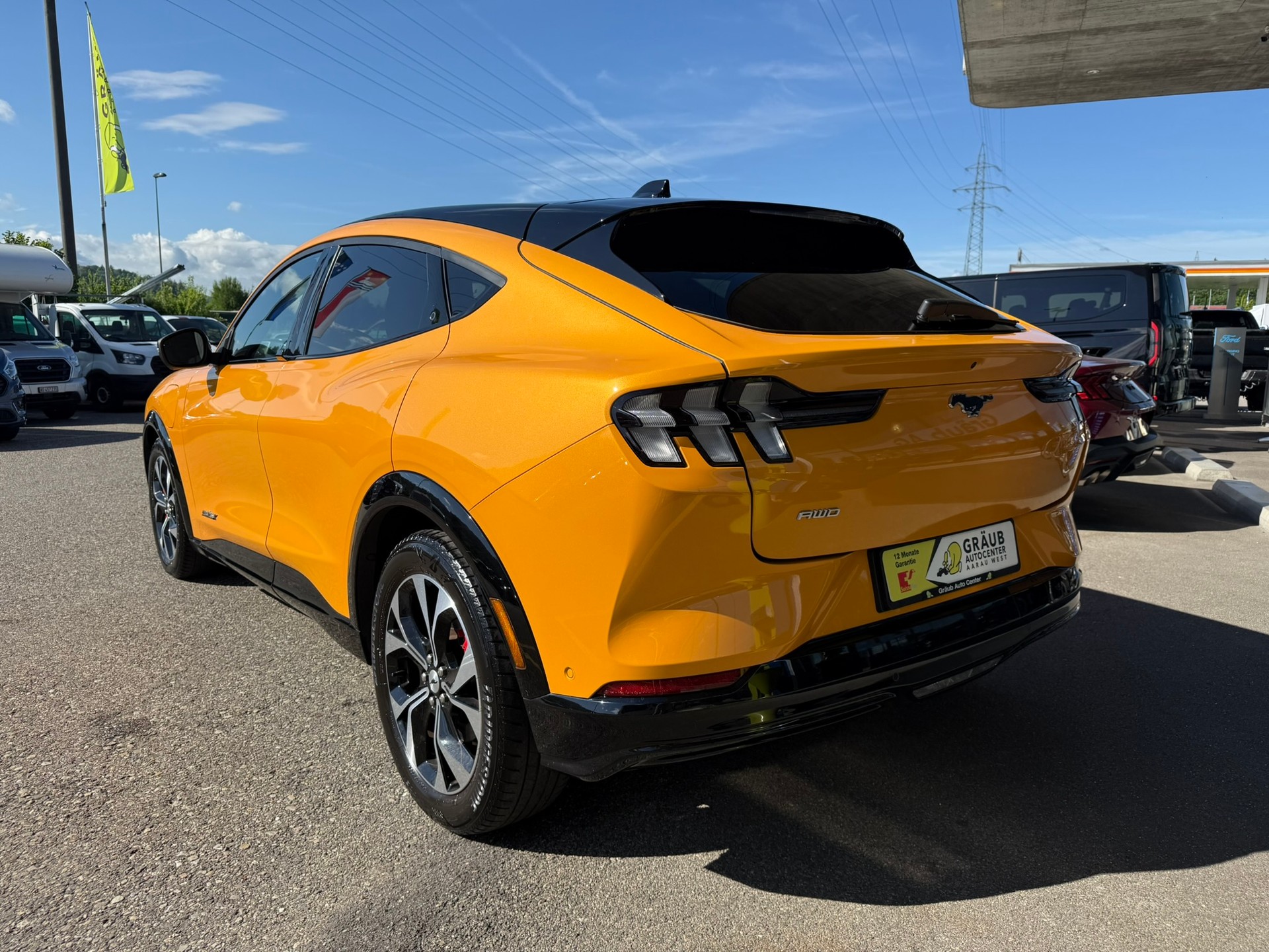 FORD Mustang MACH-E Premium AWD 88 kWh-image-4