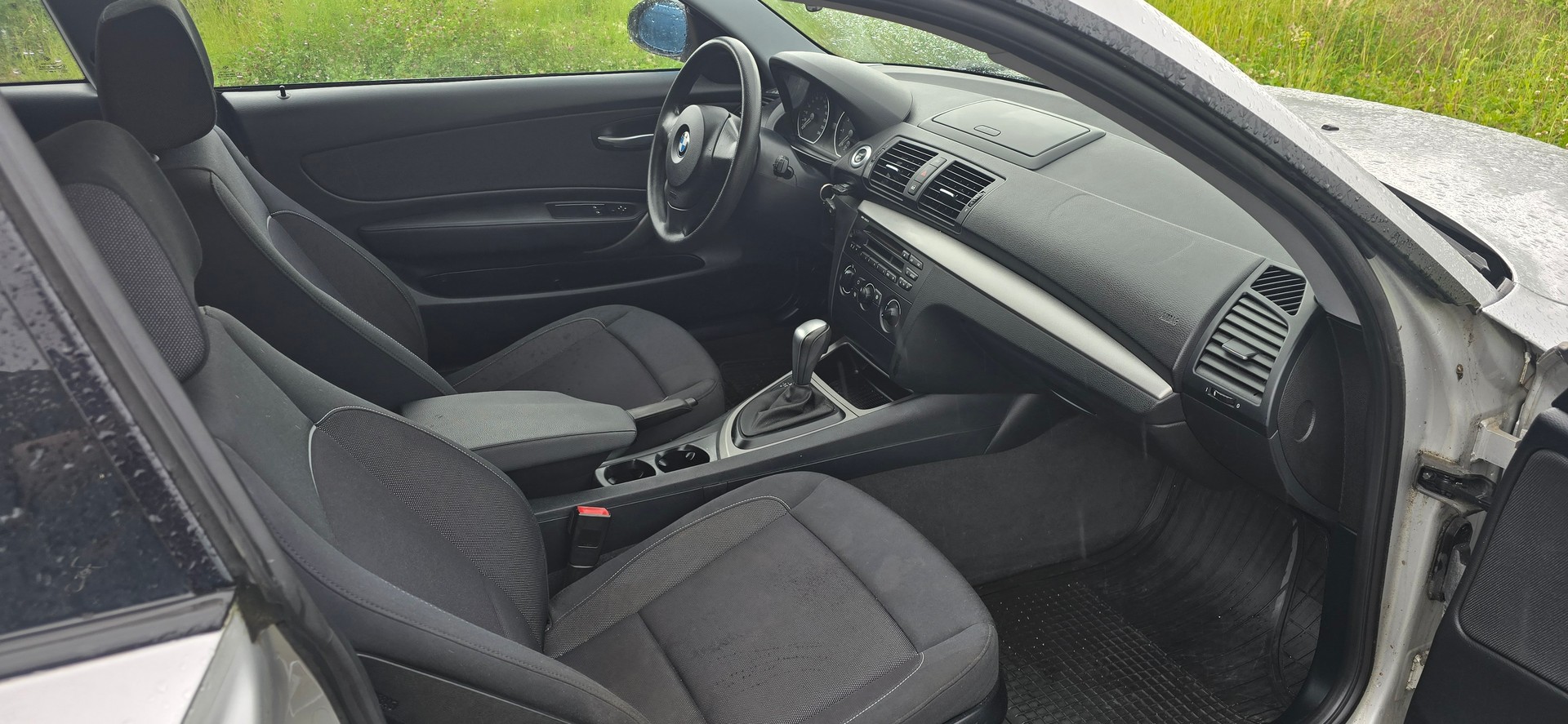 BMW 116i Steptronic-image-10