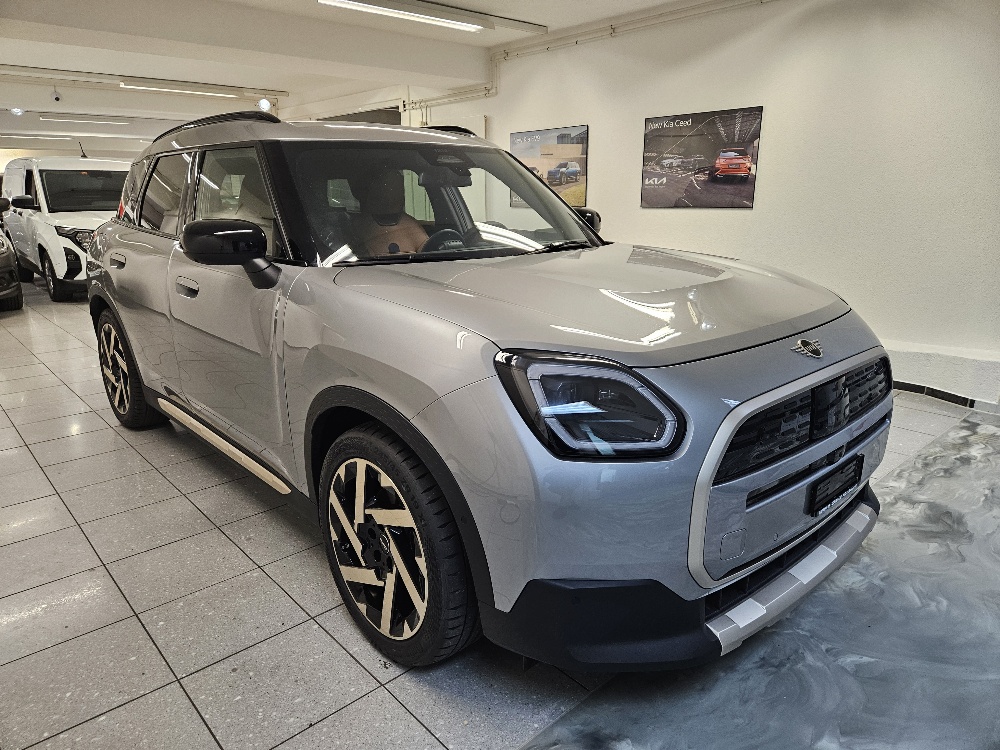 MINI Countryman E-image-2