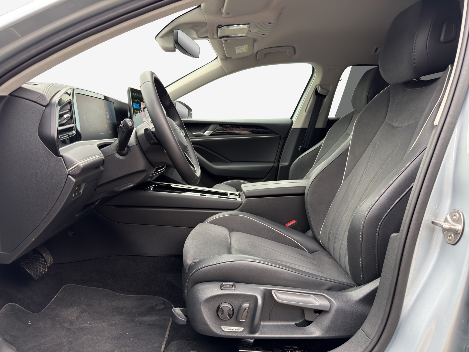 VW Passat Variant 2.0 TDI evo Elegance 4 Motion DSG-image-7