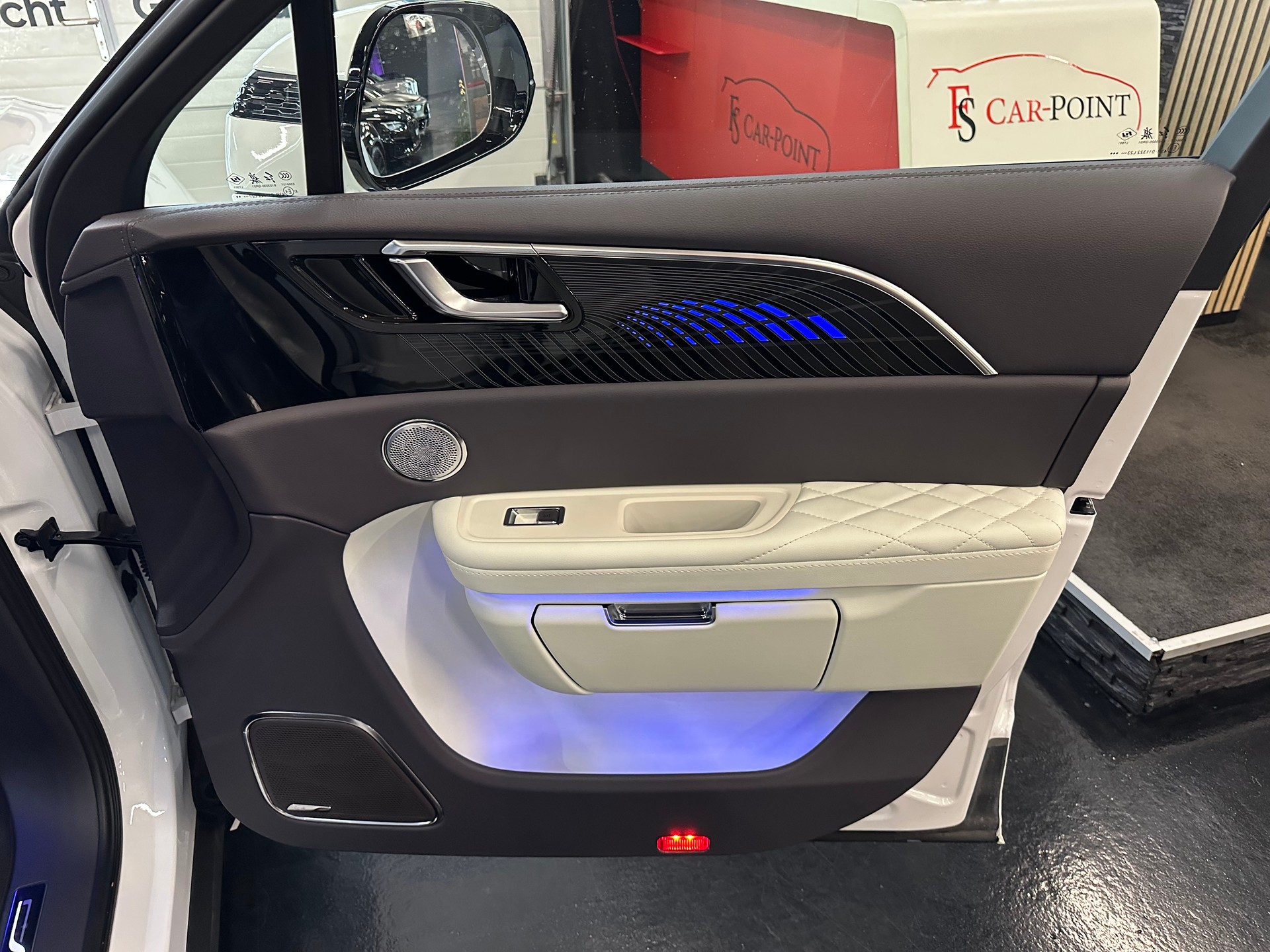 HONGQI E-HS9 Exclusive+ 120 kWh-image-27