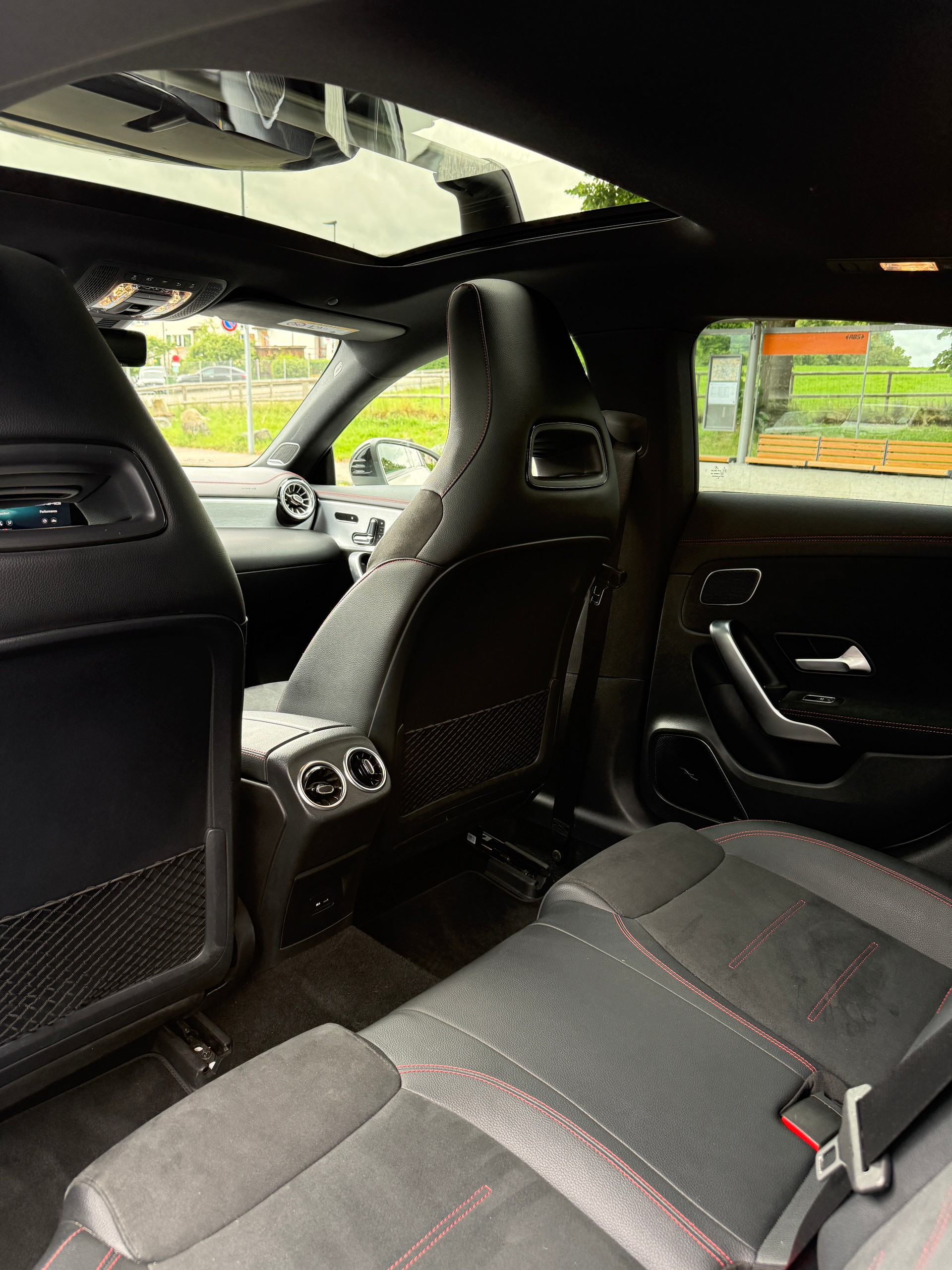 MERCEDES-BENZ CLA Shooting Brake 35 AMG 4Matic 7G-DCT-image-13