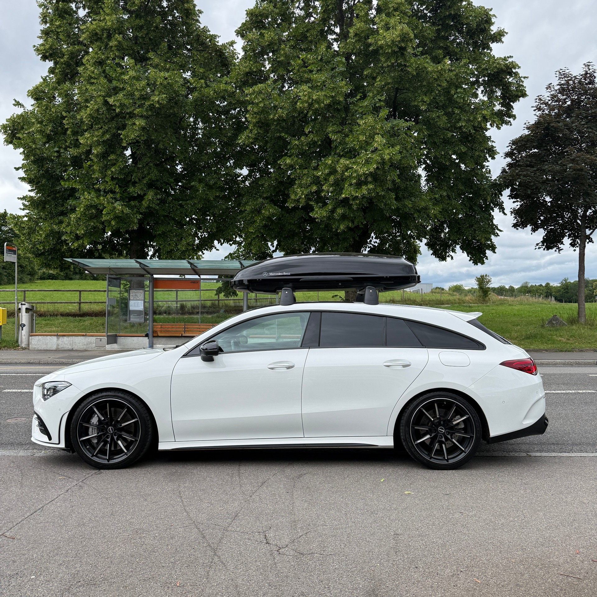 MERCEDES-BENZ CLA Shooting Brake 35 AMG 4Matic 7G-DCT-image-3