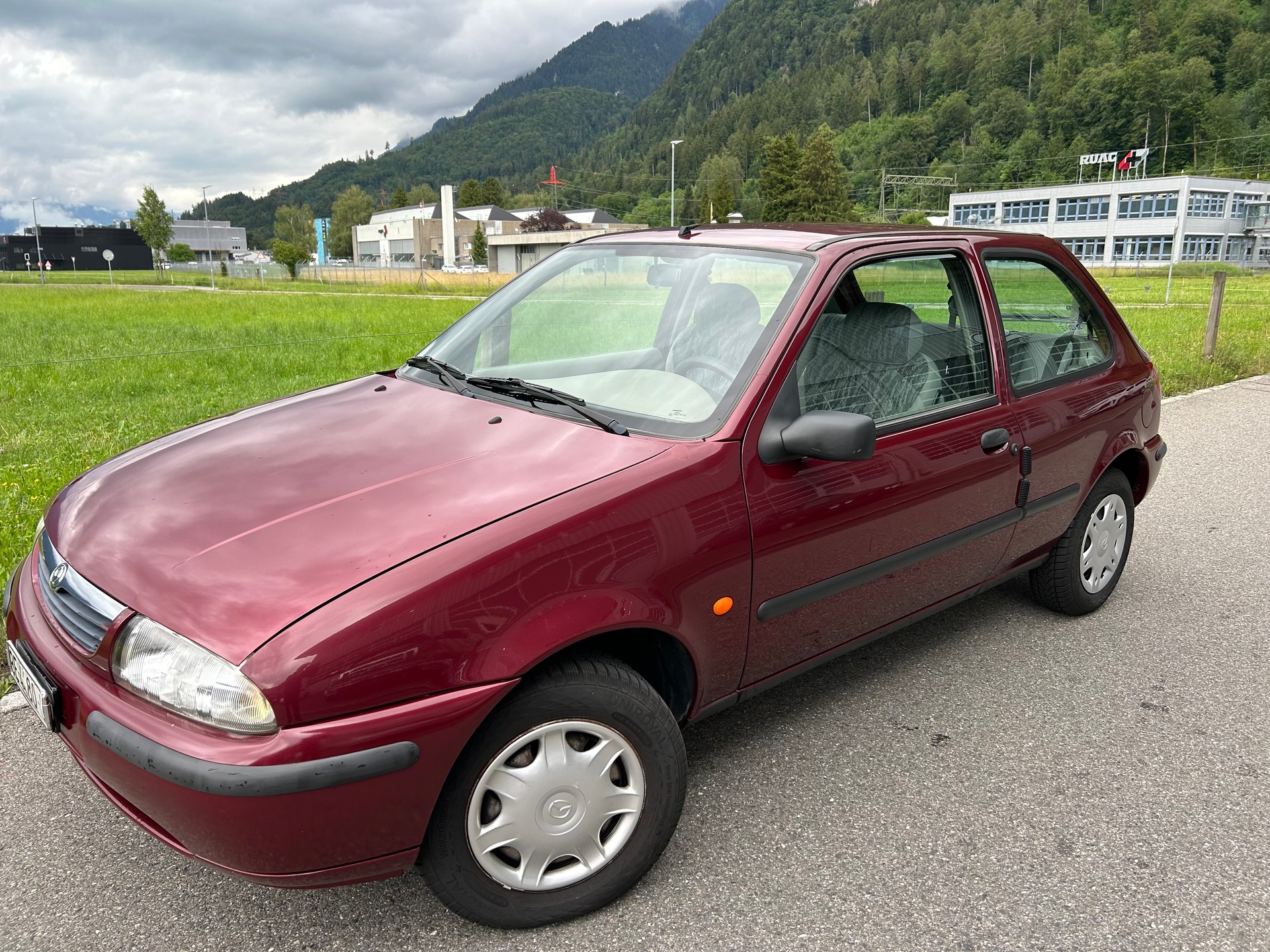 MAZDA 121 1.2i-16 GLX-image-0