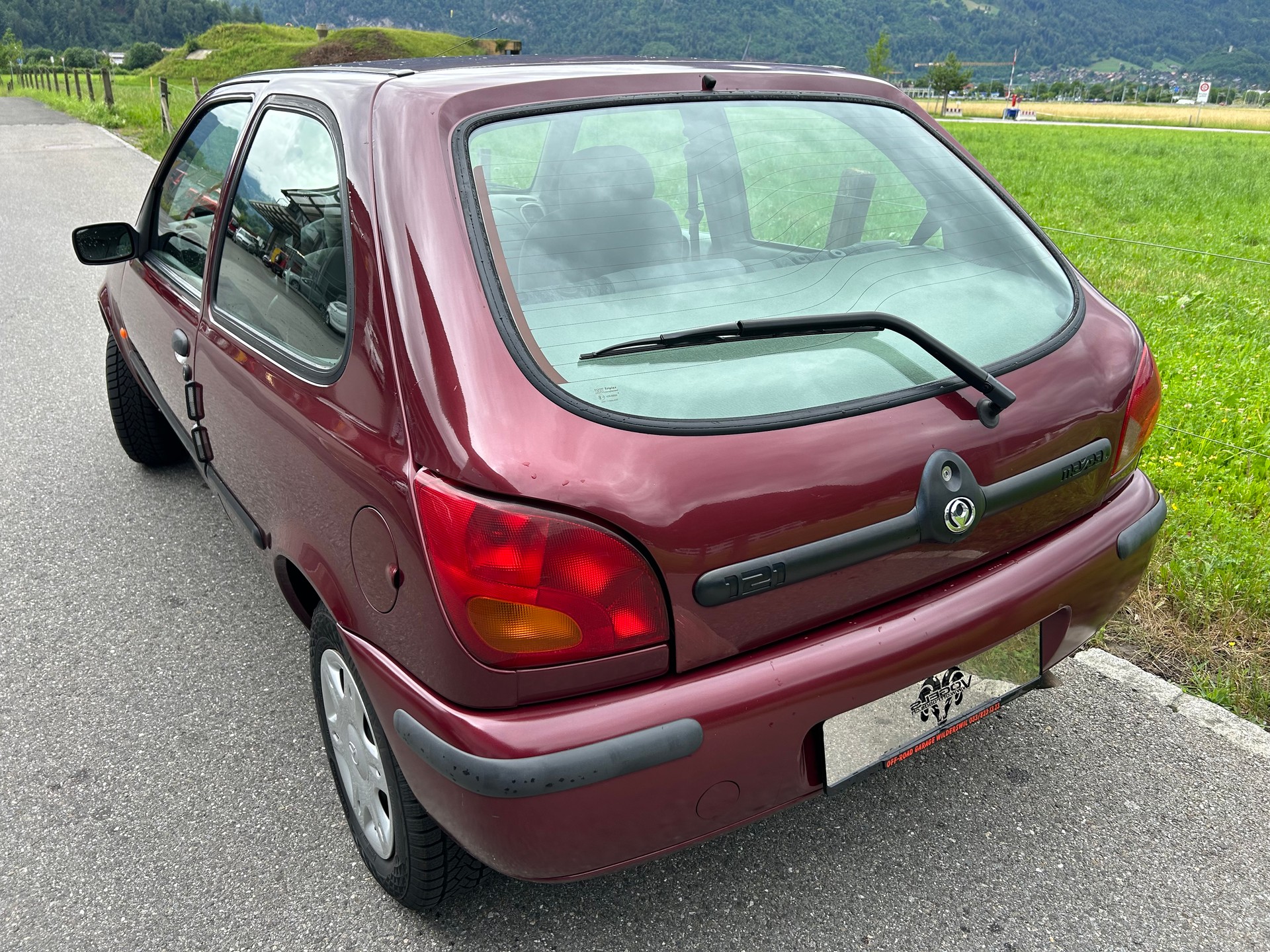 MAZDA 121 1.2i-16 GLX-image-6