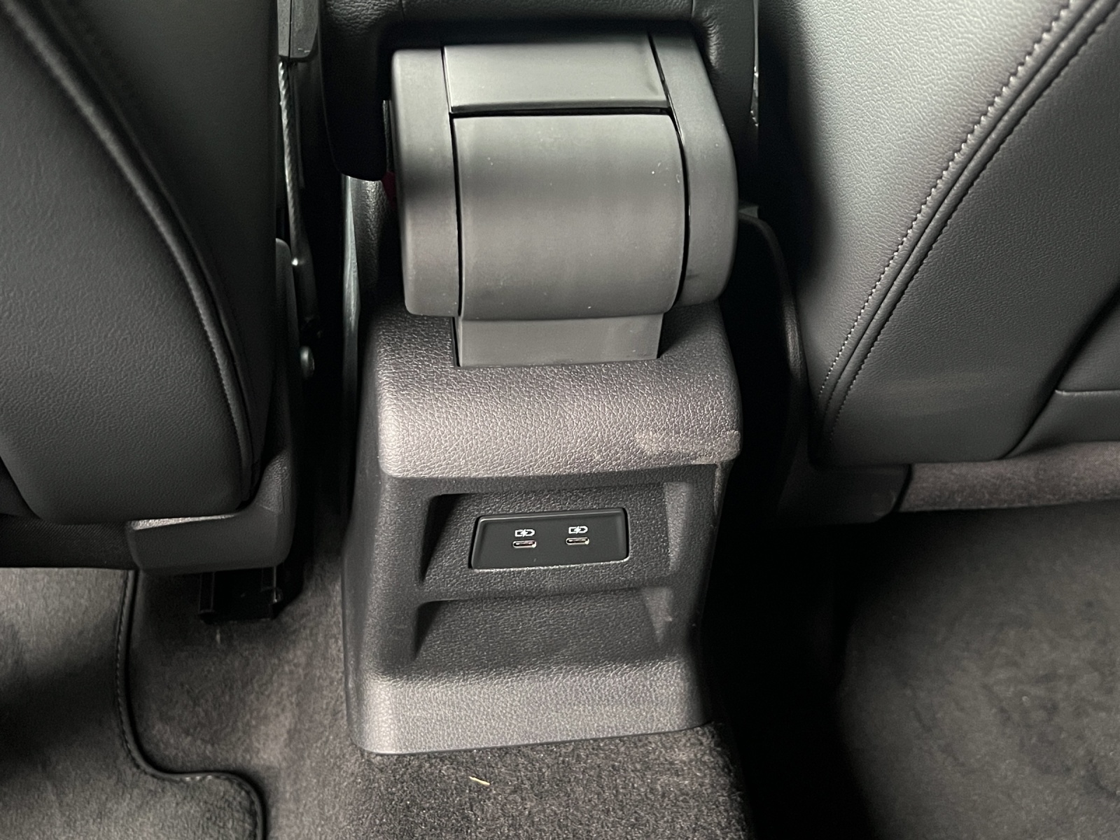 AUDI Q2 40 TFSI S line Attraction quattro S-tronic-image-12