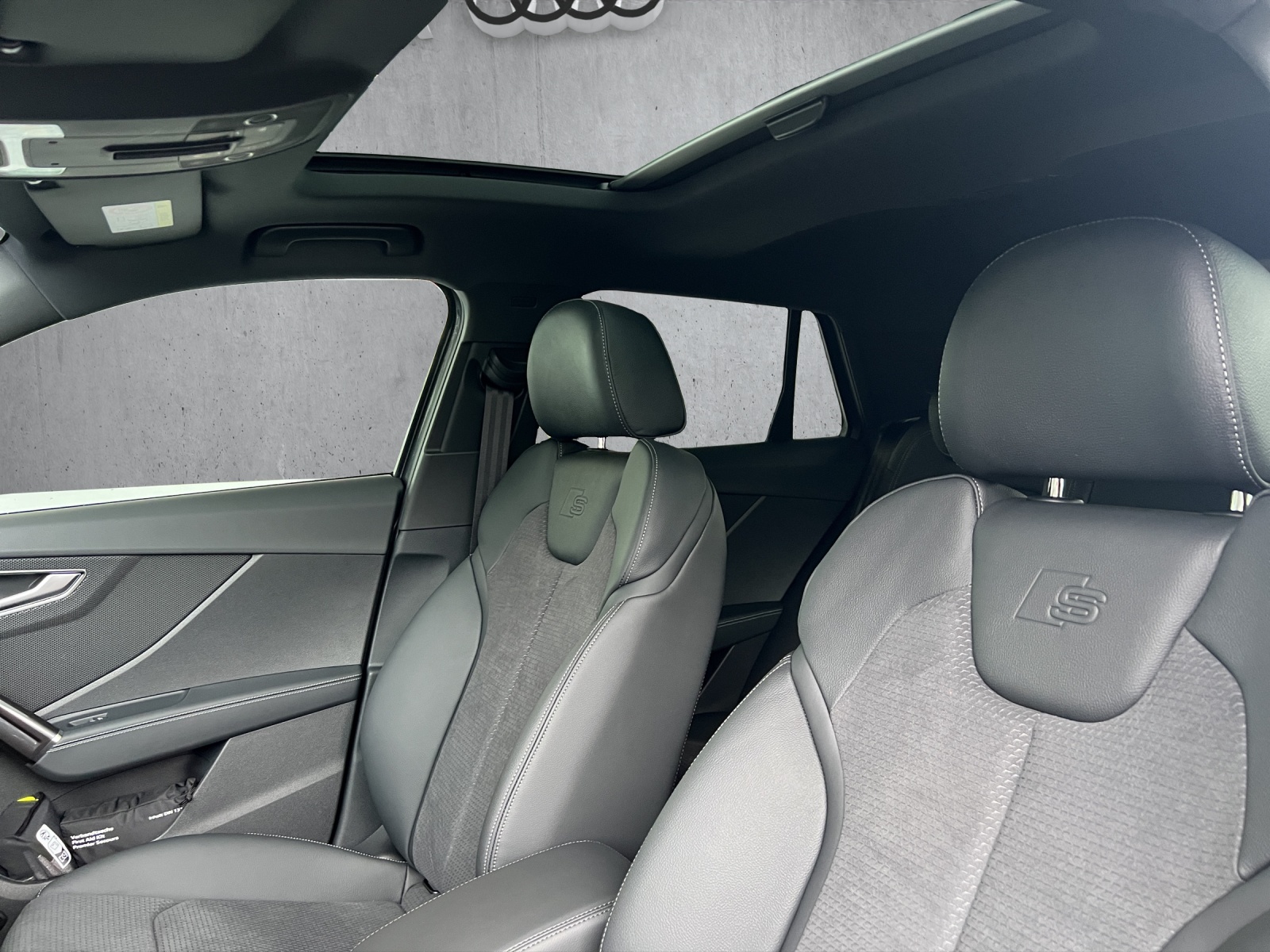 AUDI Q2 40 TFSI S line Attraction quattro S-tronic-image-16
