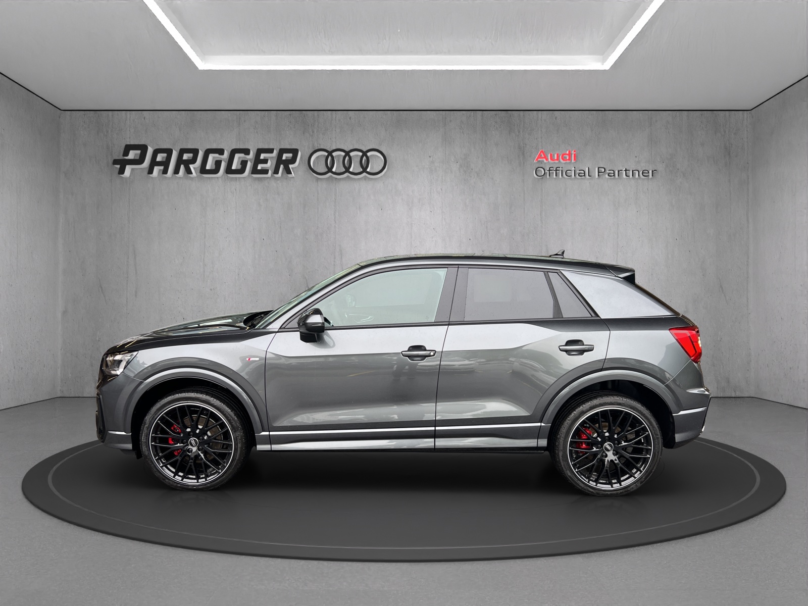 AUDI Q2 40 TFSI S line Attraction quattro S-tronic-image-2