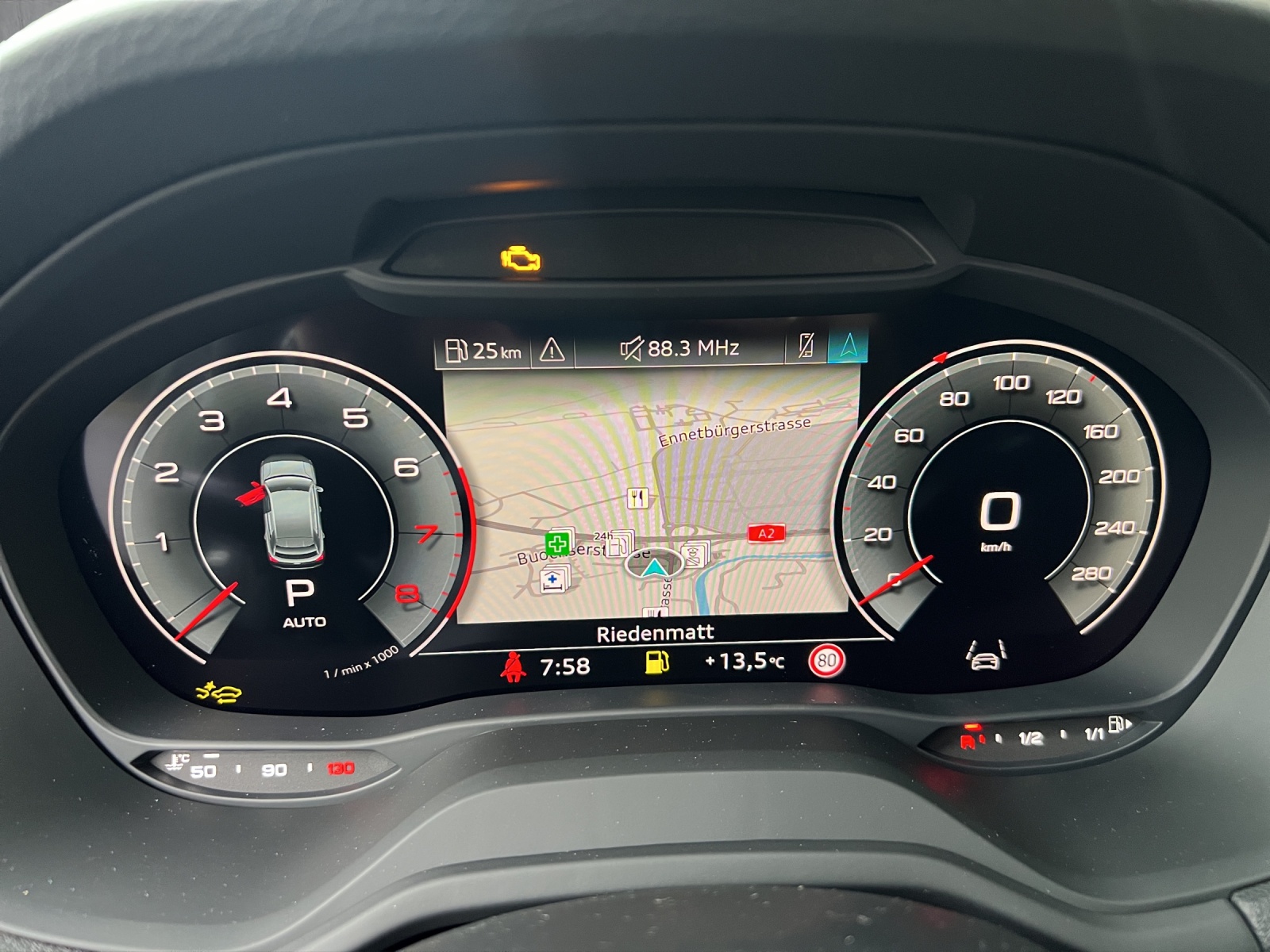 AUDI Q2 40 TFSI S line Attraction quattro S-tronic-image-10