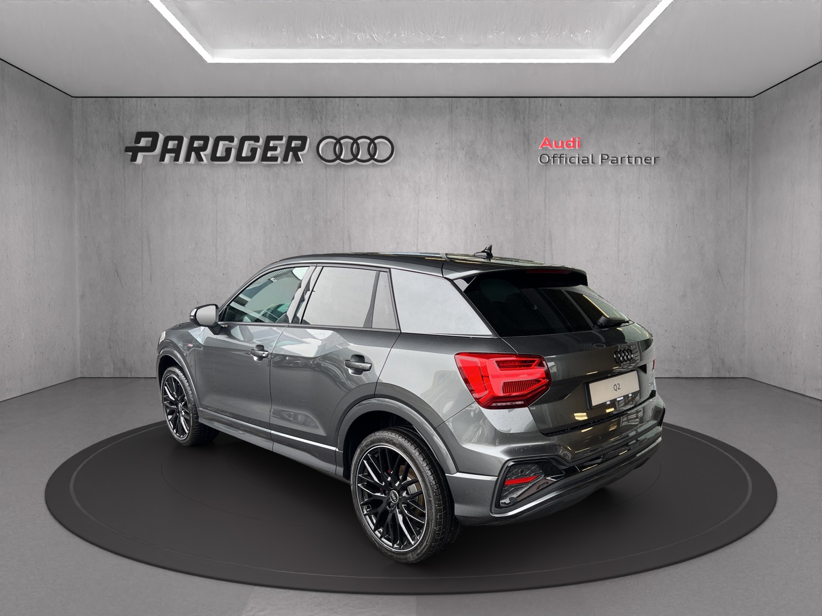 AUDI Q2 40 TFSI S line Attraction quattro S-tronic-image-4