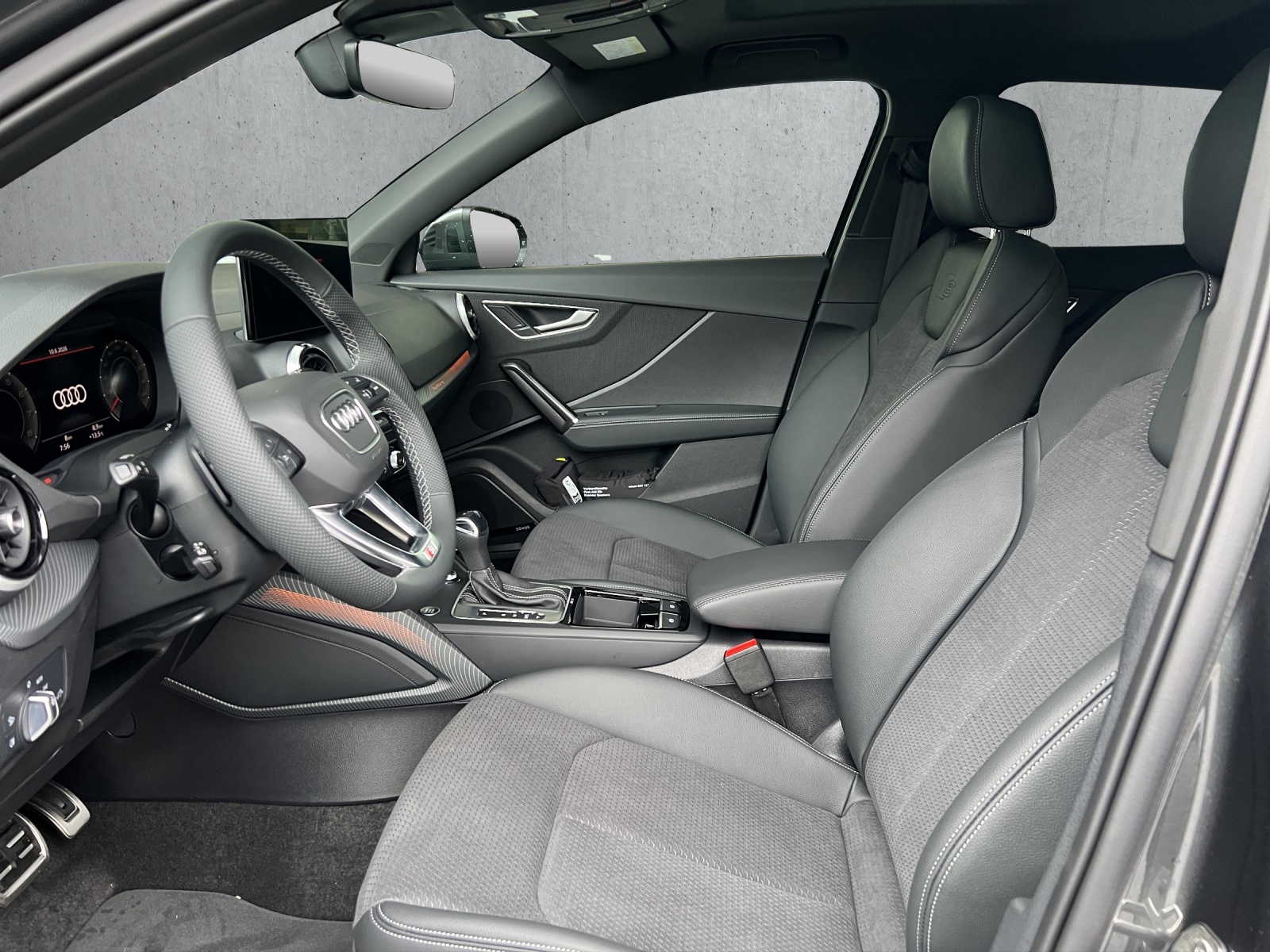 AUDI Q2 40 TFSI S line Attraction quattro S-tronic-image-6