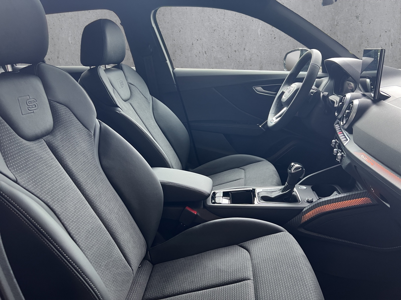 AUDI Q2 40 TFSI S line Attraction quattro S-tronic-image-7