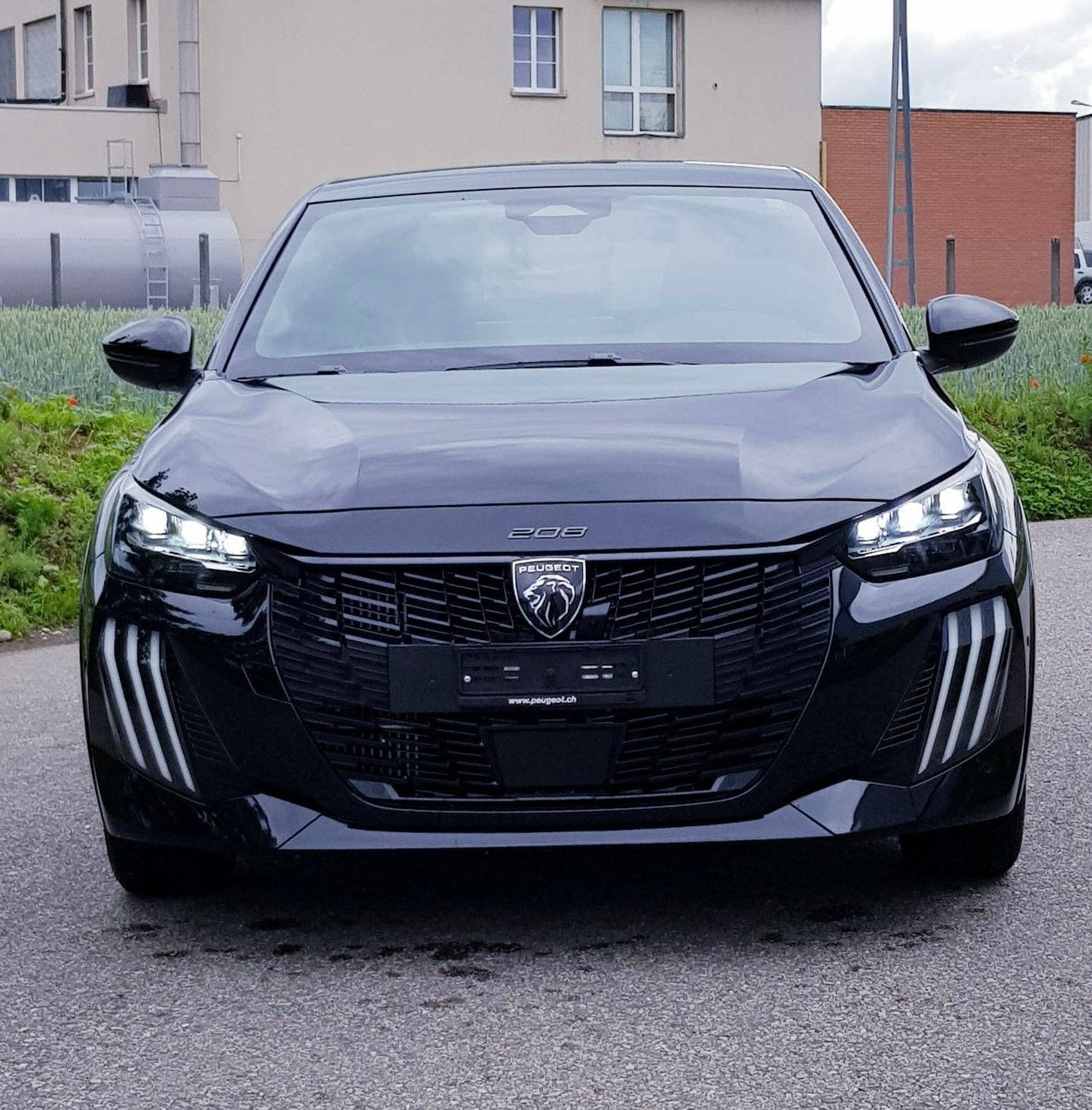 PEUGEOT 208 1.2 MHEV 145 GT-image-5