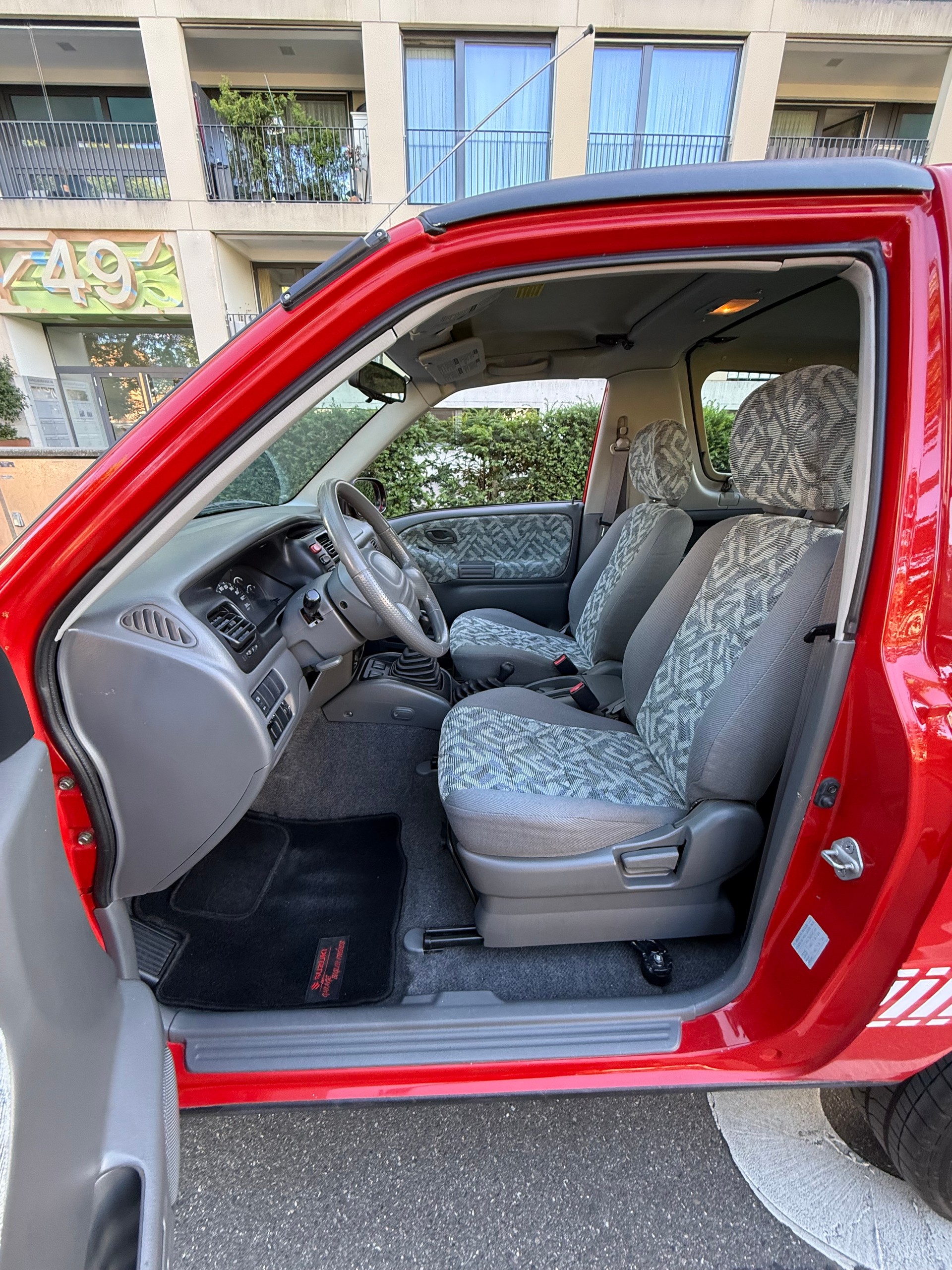 SUZUKI Grand Vitara 2.0 V16 Cabrio-image-12