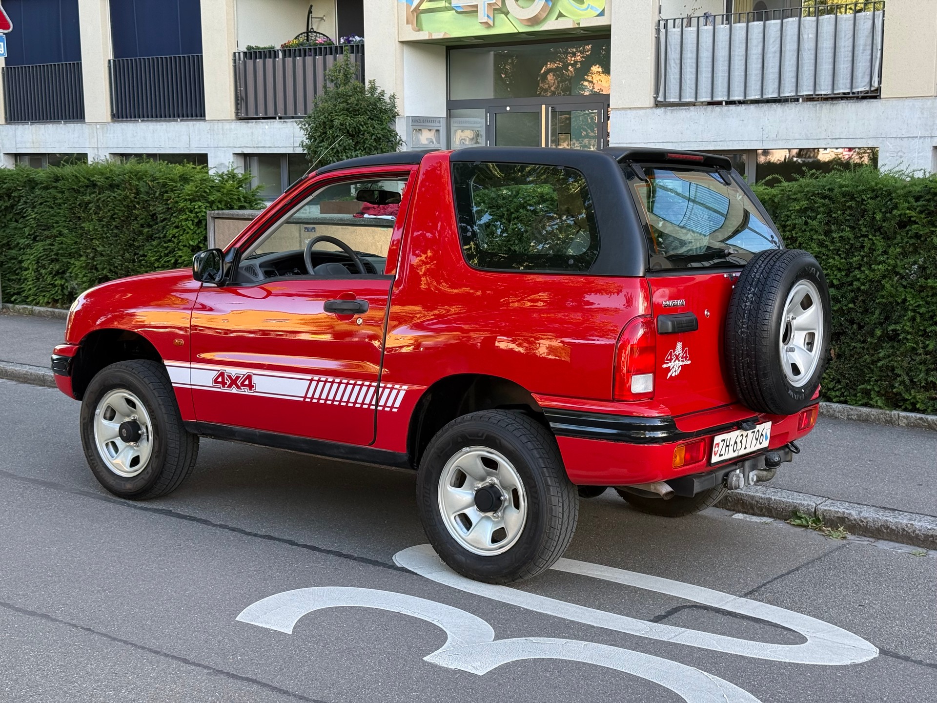 SUZUKI Grand Vitara 2.0 V16 Cabrio-image-2