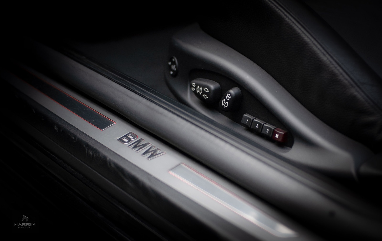 BMW 650i V8-image-8