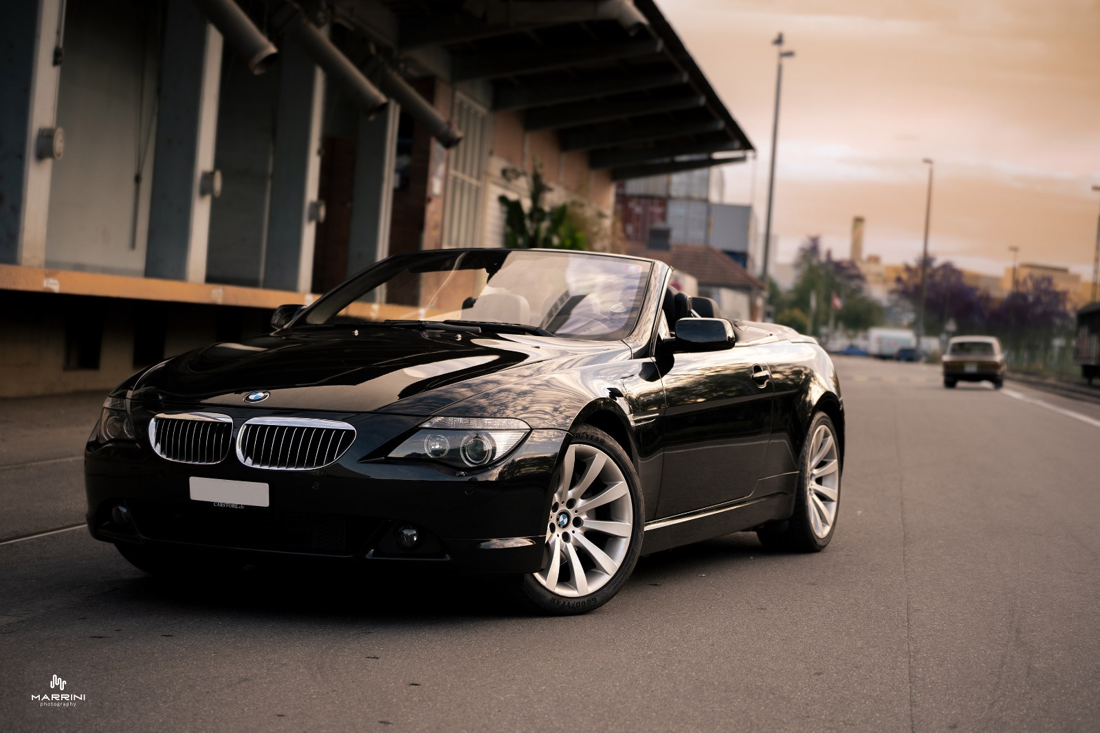 BMW 650i V8-image-0
