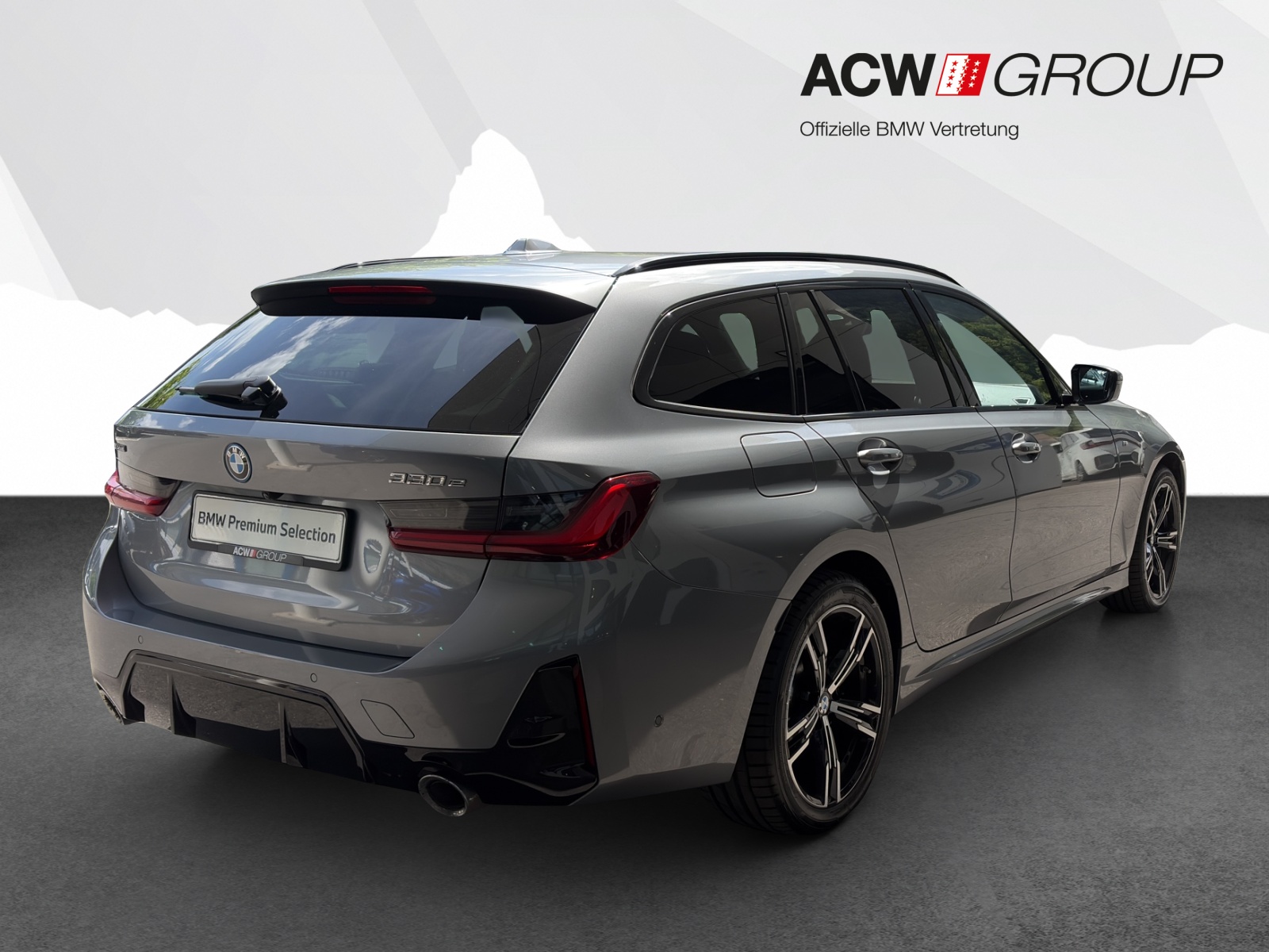 BMW 330e xDrive Touring-image-4