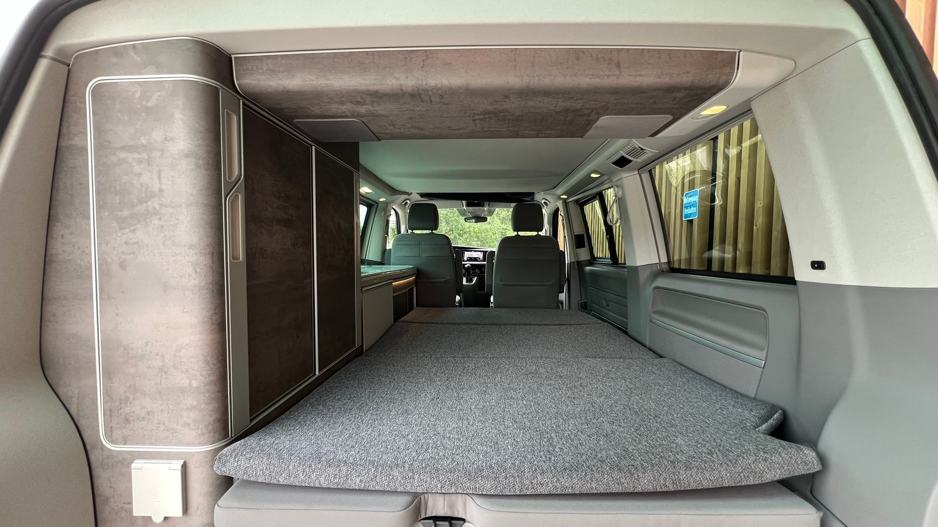 VW T6.1 CALIFORNIA 2.0 TDI OCEAN EDITION LIBERTY DSG l 150 PS-image-28