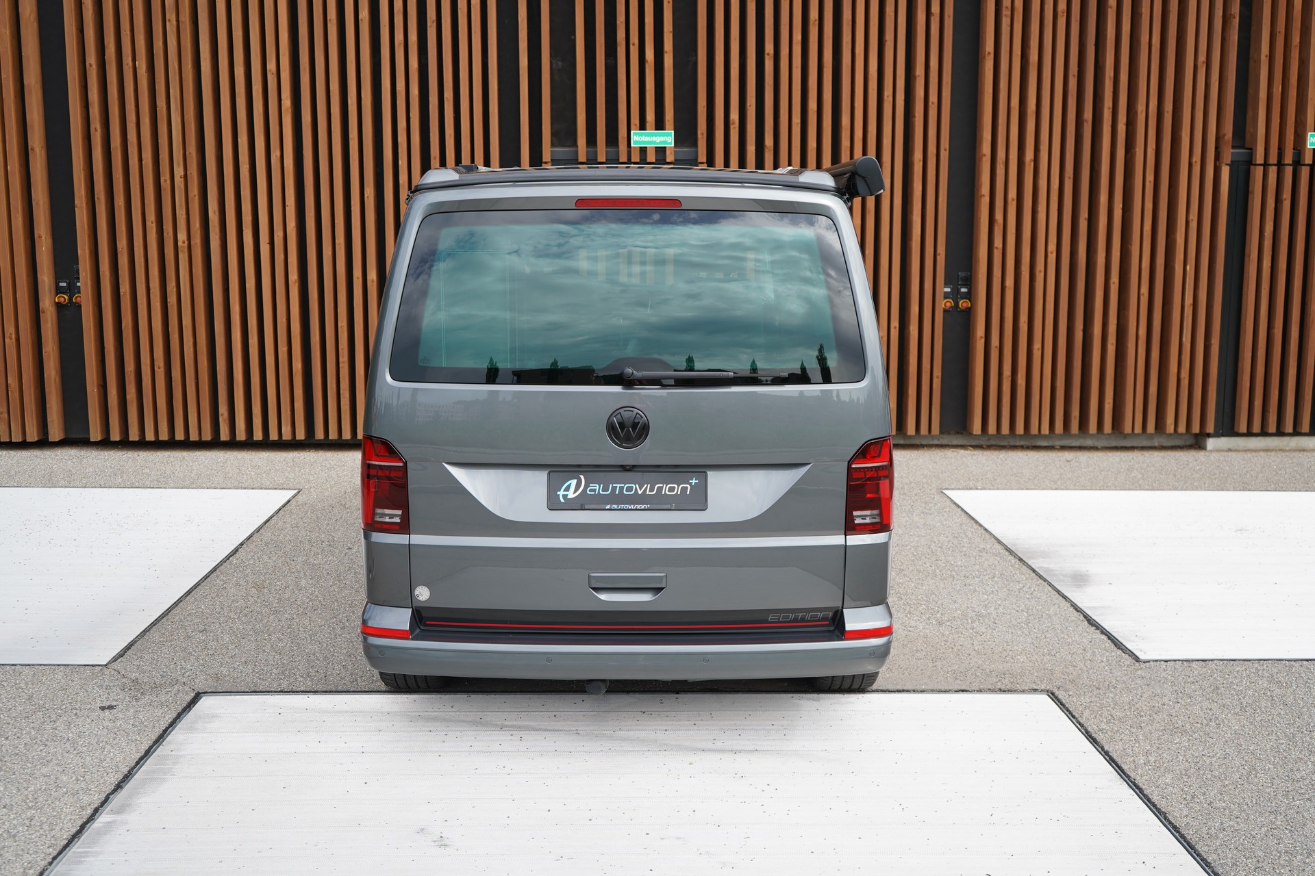 VW T6.1 CALIFORNIA 2.0 TDI OCEAN EDITION LIBERTY DSG l 150 PS-image-13