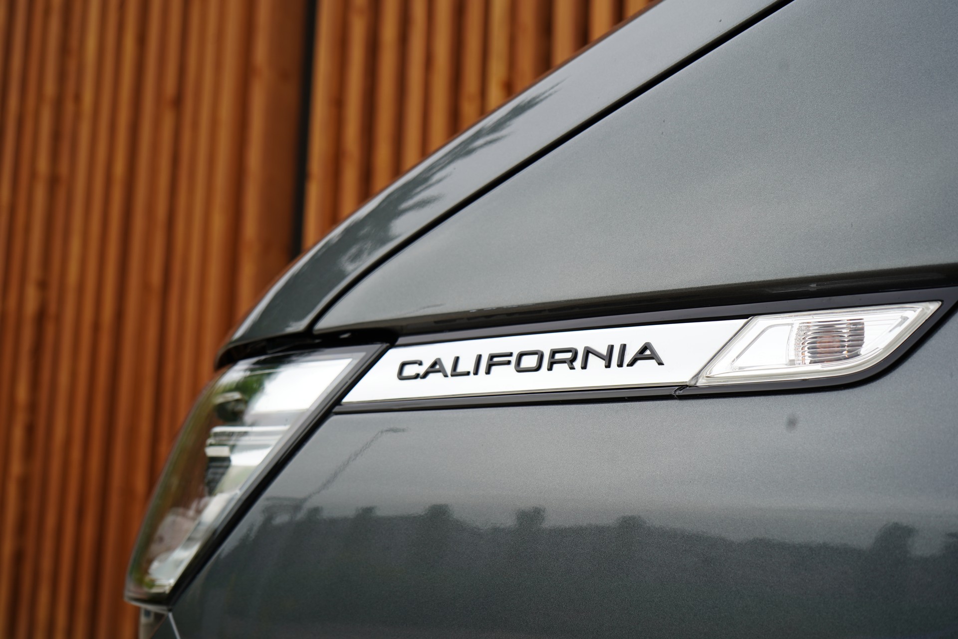 VW T6.1 CALIFORNIA 2.0 TDI OCEAN EDITION LIBERTY DSG l 150 PS-image-18