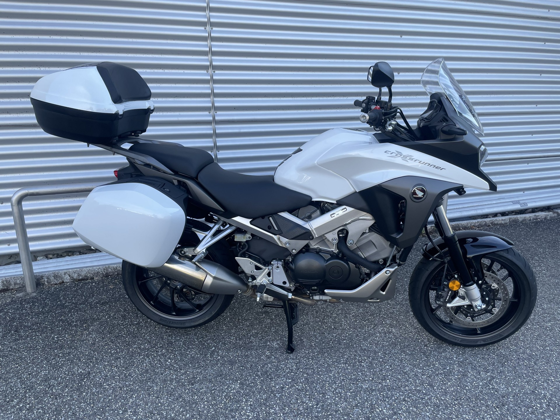 HONDA VFR 800 XA Crossrunner