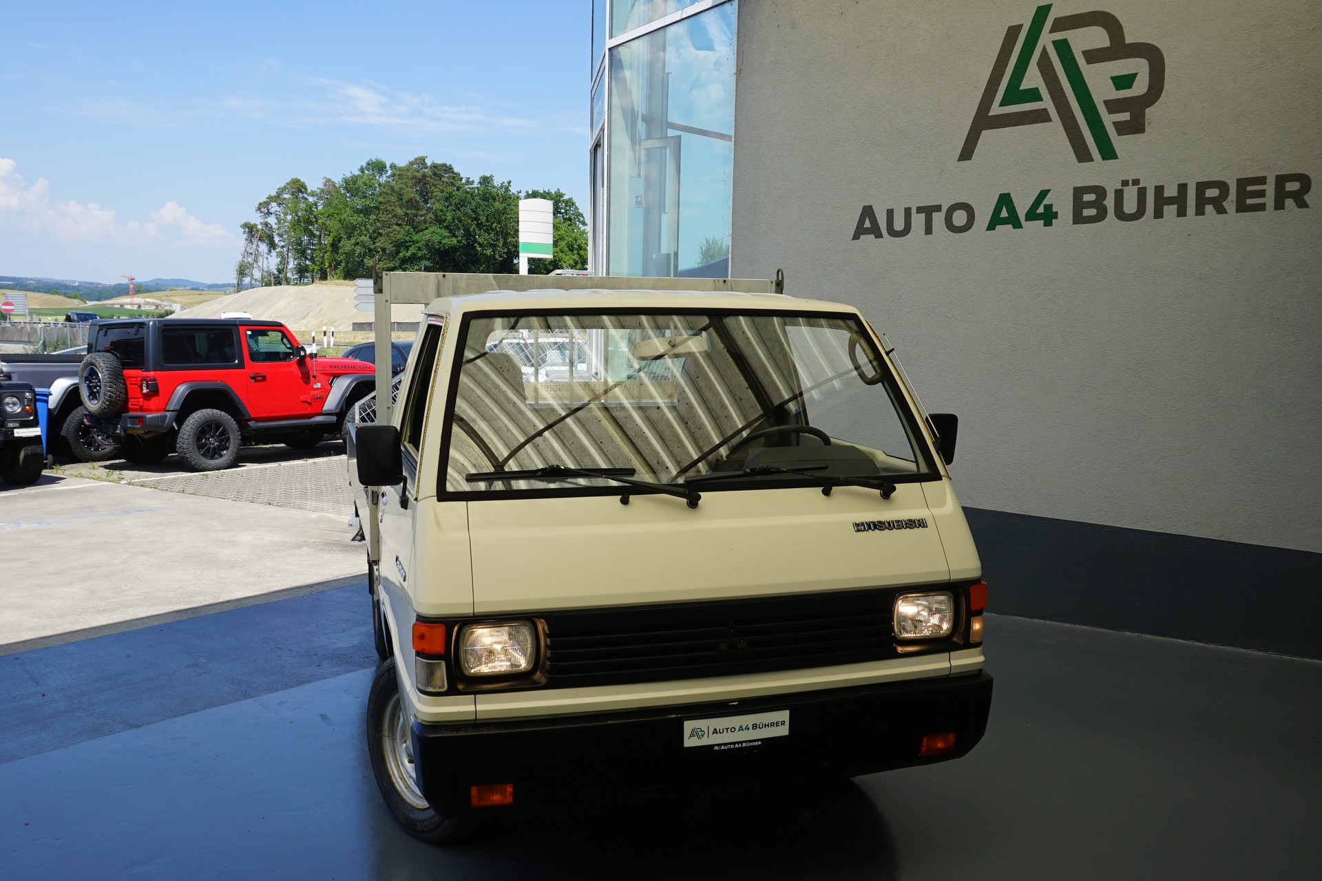 MITSUBISHI L 300 2.5D-image-4