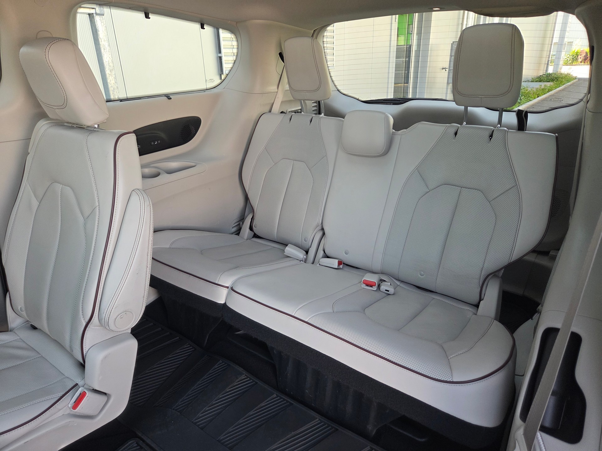CHRYSLER Pacifica 3.6 V6 Limited S / 7-Plätzer / AHK 1632kg-image-12