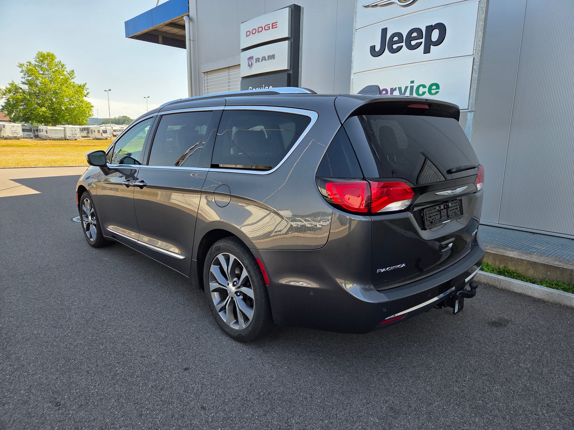 CHRYSLER Pacifica 3.6 V6 Limited S / 7-Plätzer / AHK 1632kg-image-2