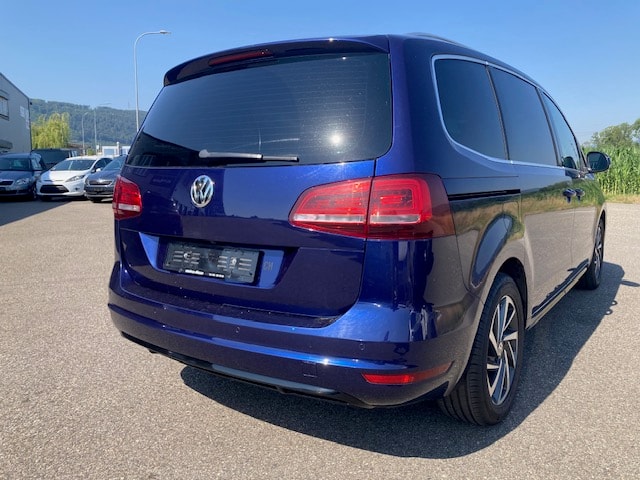 VW SHARAN-image-6