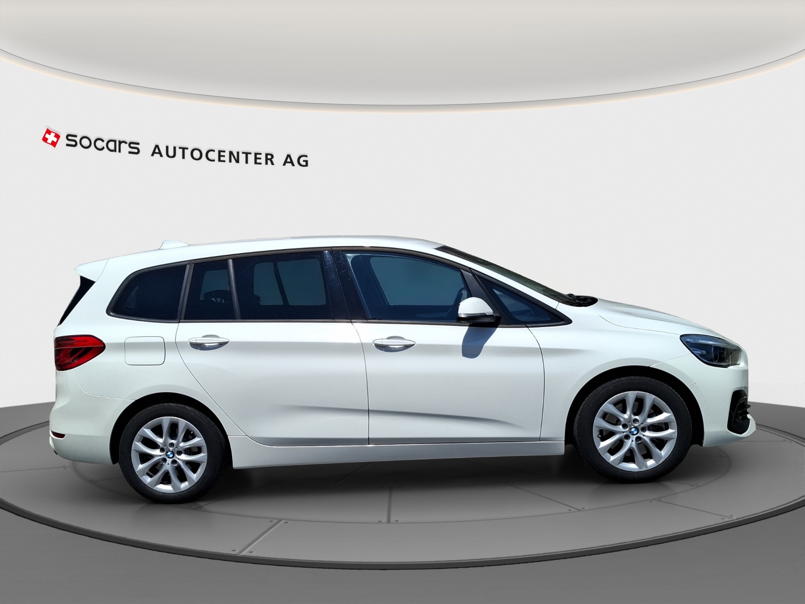 BMW 220d xDrive Gran Tourer Steptronic-image-6