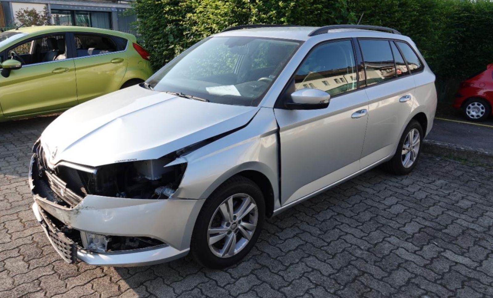 SKODA Fabia Combi 1.0 TSI Style-image-2