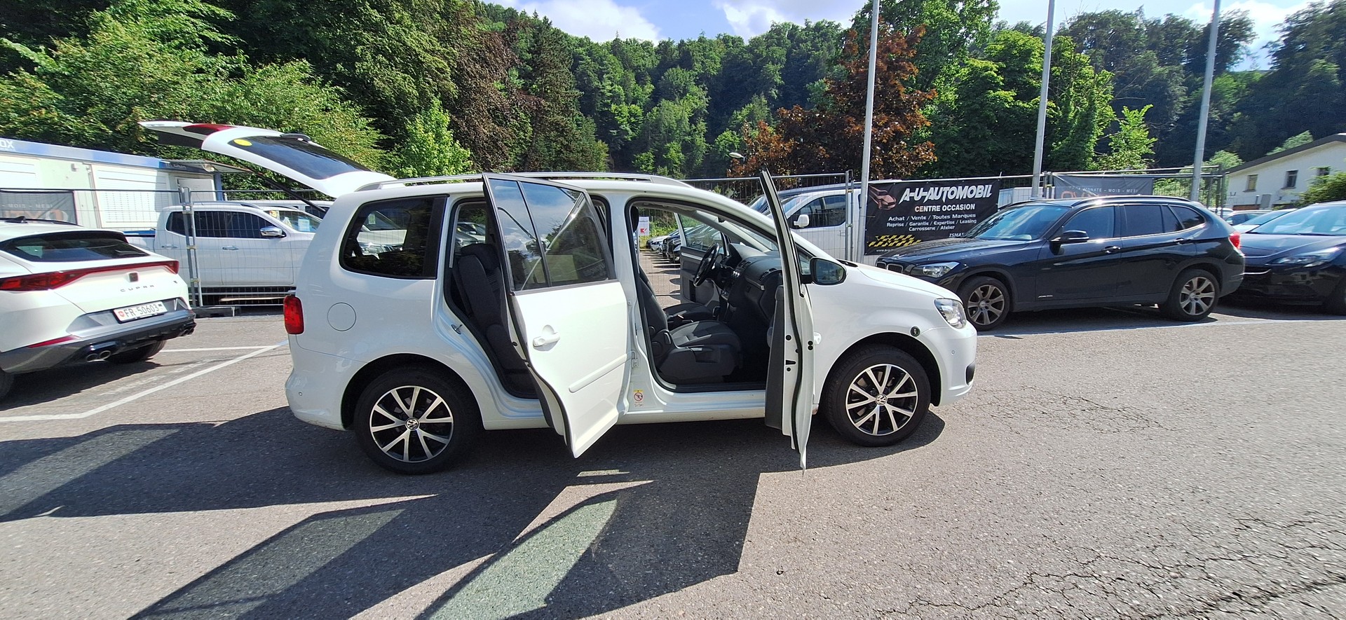 VW Touran 1.4 TSI EcoFuel Design DSG-image-20